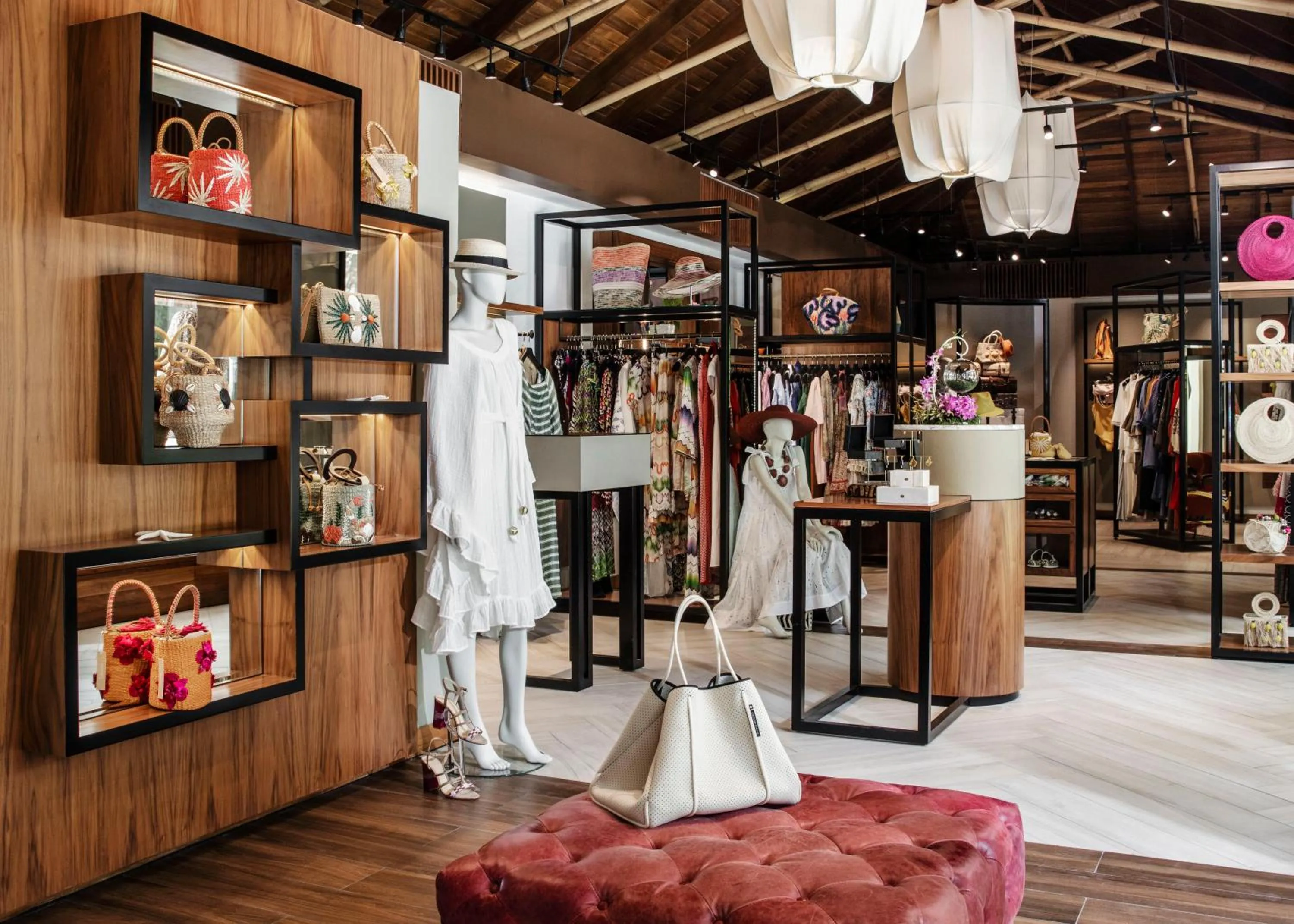 Shopping Area in One&Only Reethi Rah