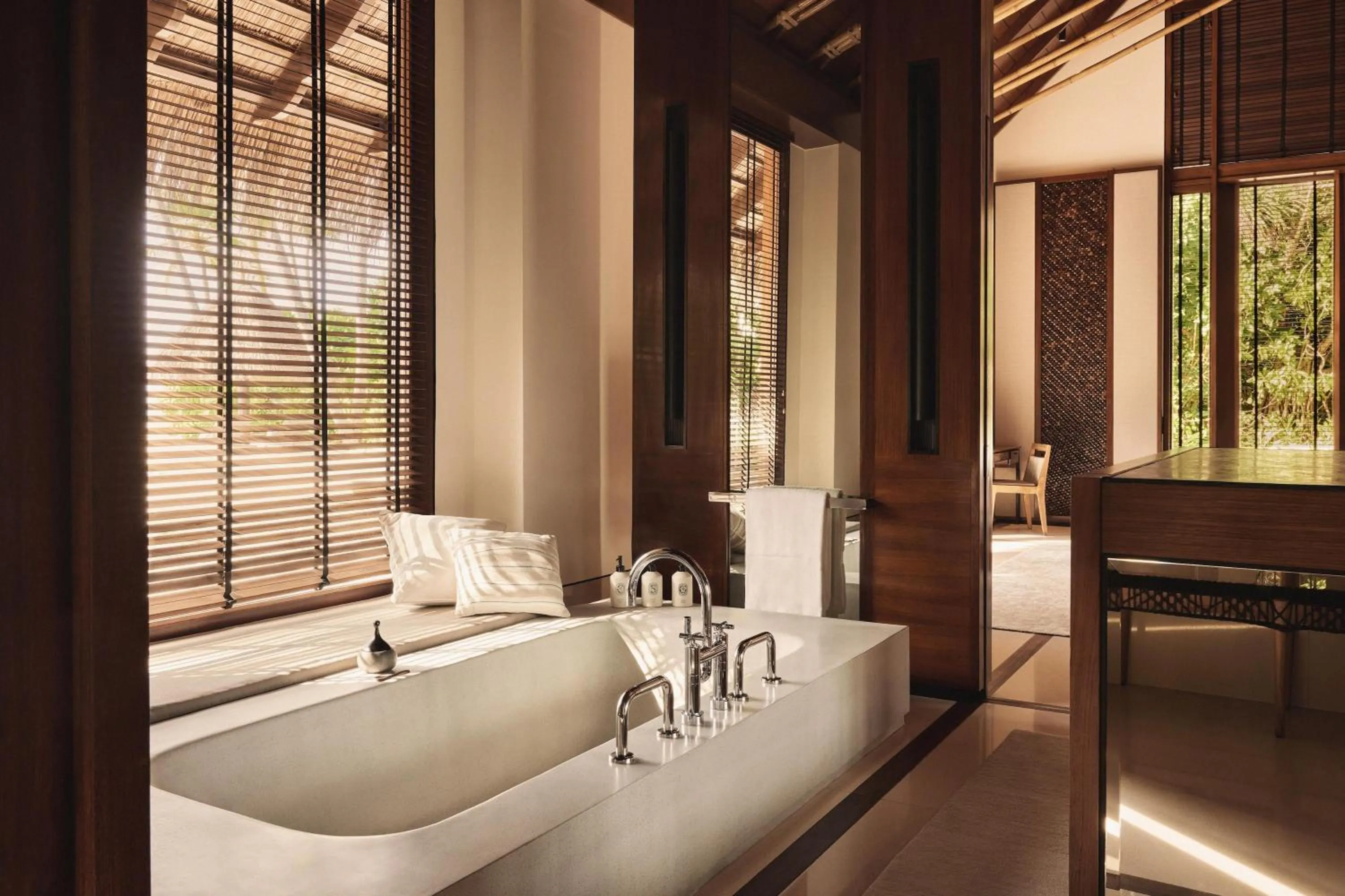 Bathroom in One&Only Reethi Rah