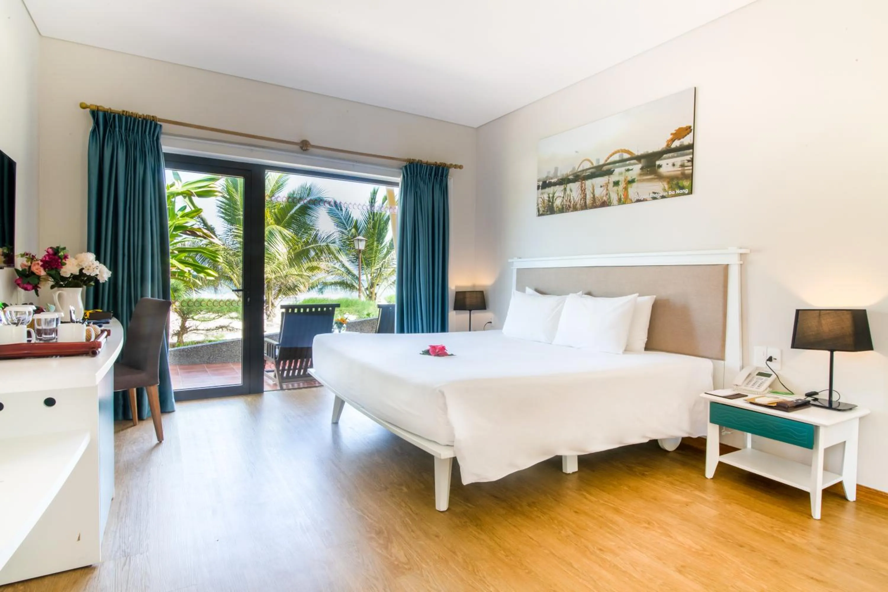 Photo of the whole room, Bed in Sandy Beach Non Nuoc Resort