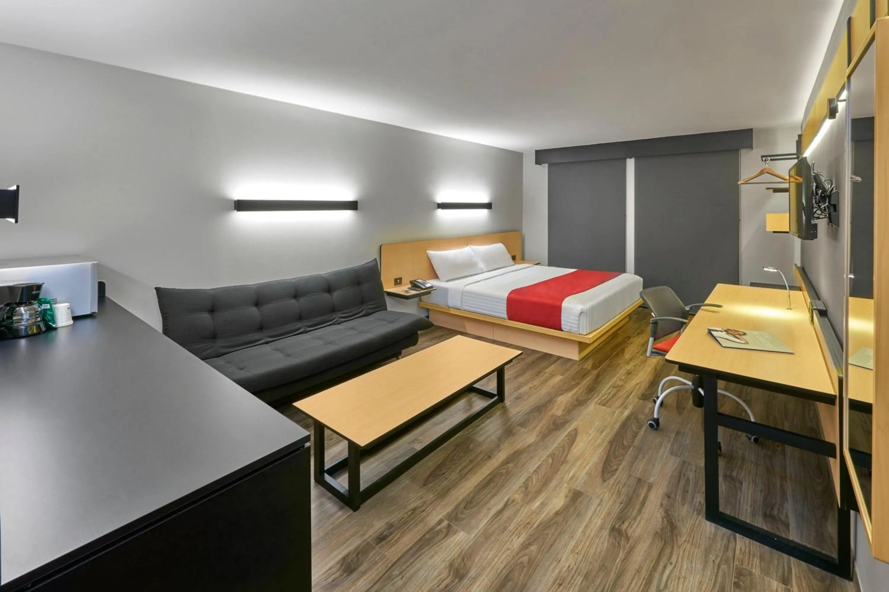 Bedroom, Bed in City Express Plus by Marriott Leon Centro de Convenciones