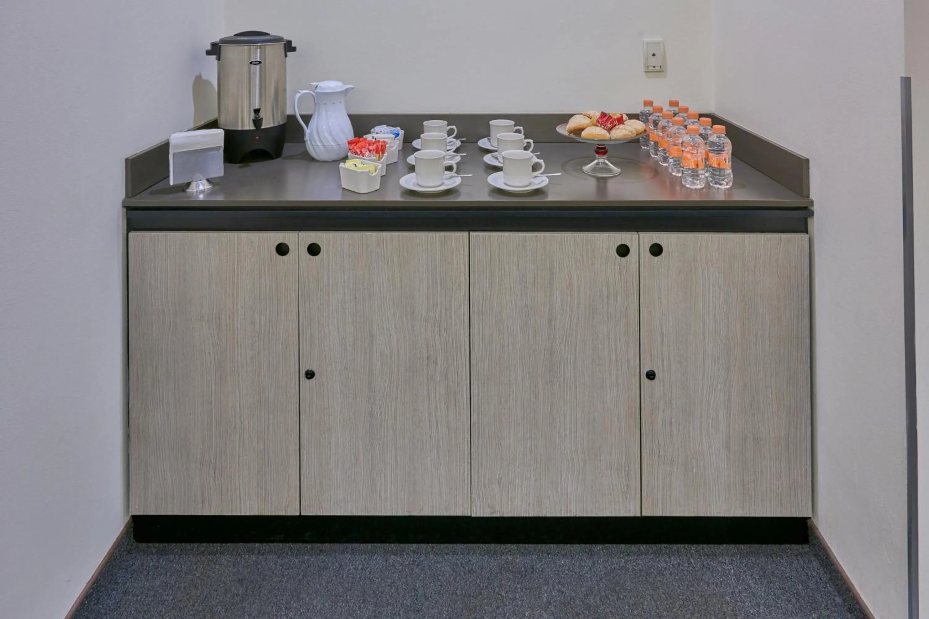 Meeting/conference room in City Express Junior by Marriott Leon Centro de Convenciones