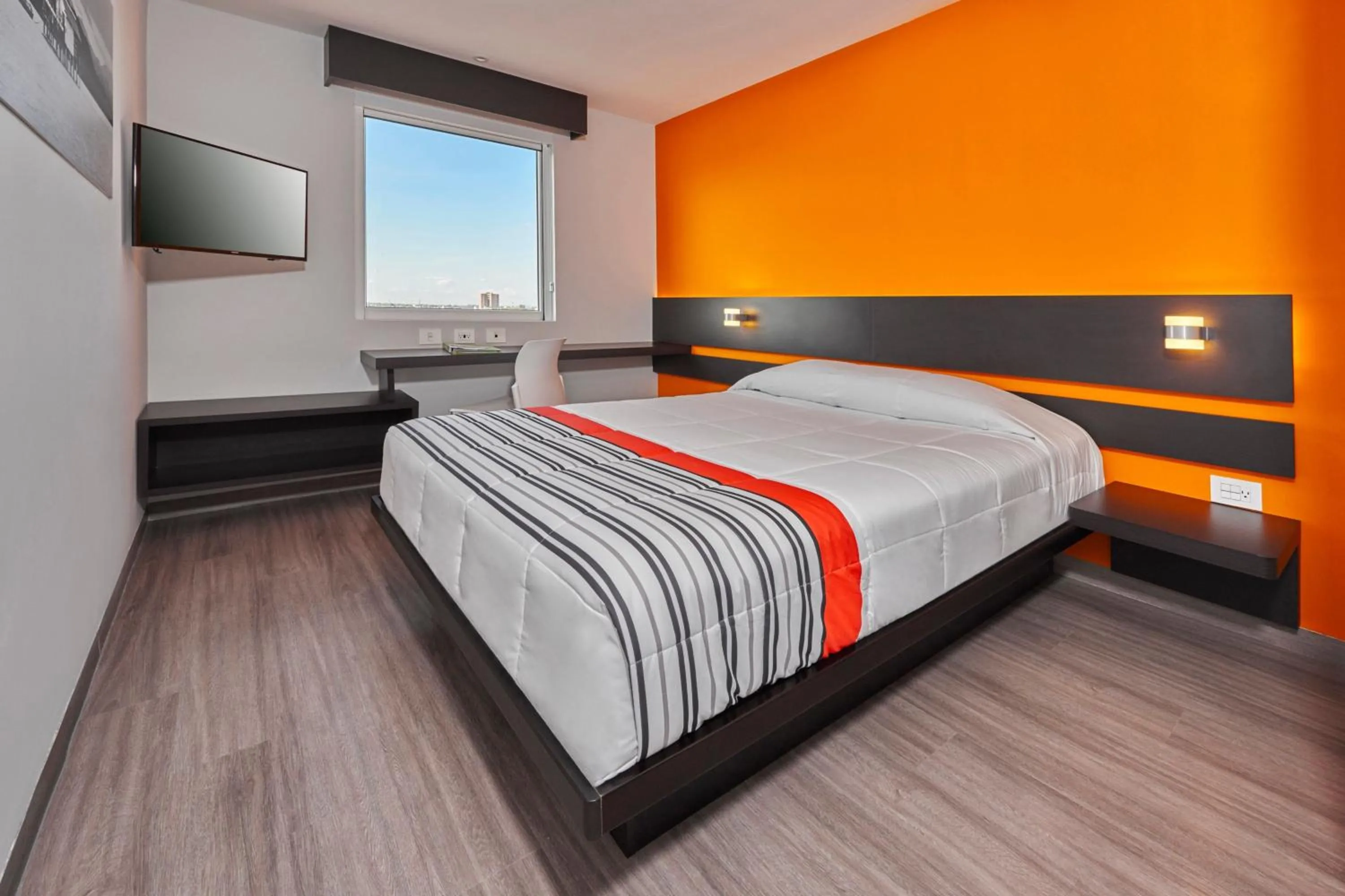 Bedroom, Bed in City Express Junior by Marriott Leon Centro de Convenciones