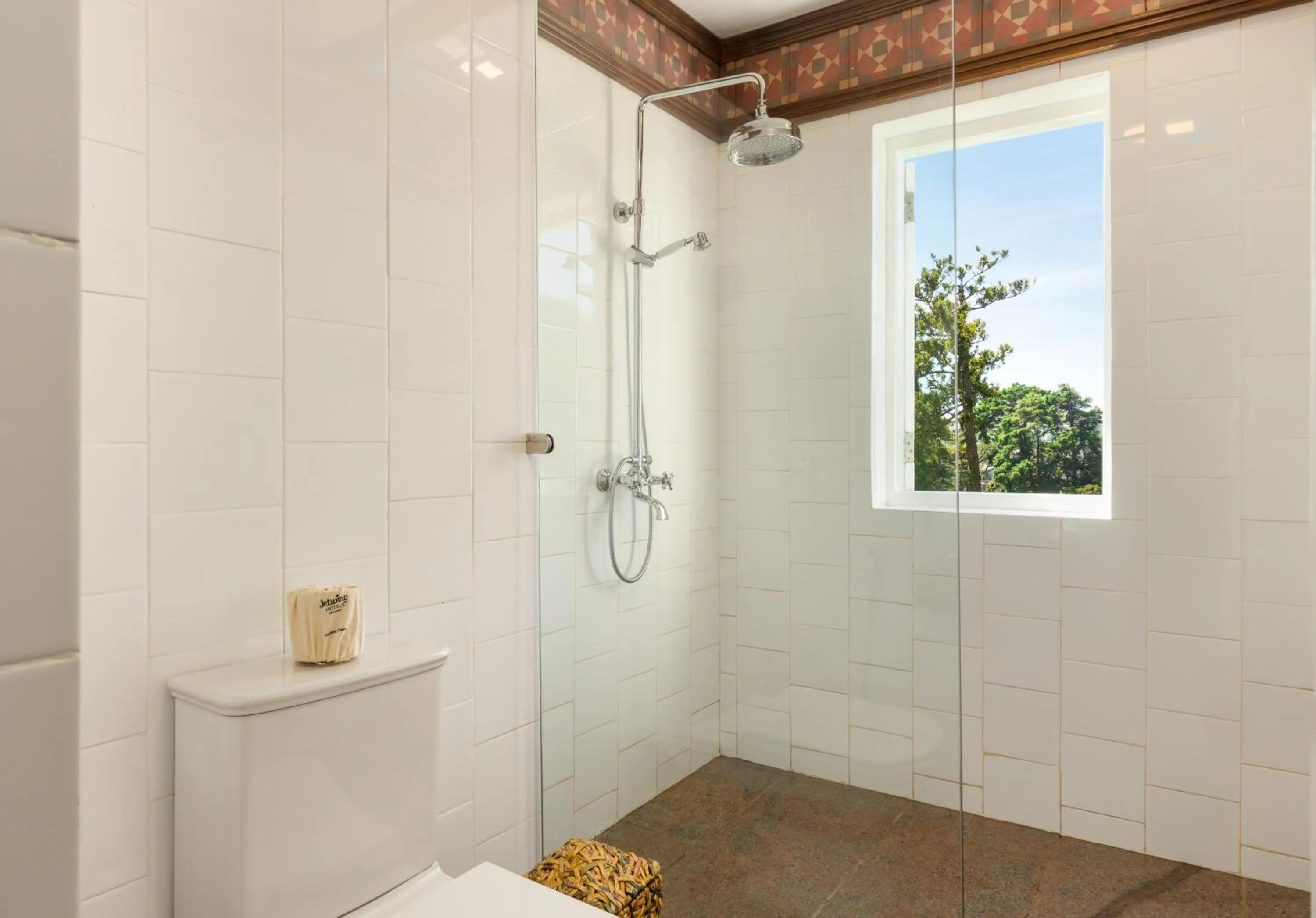 Bathroom in Jetwing St Andrew's