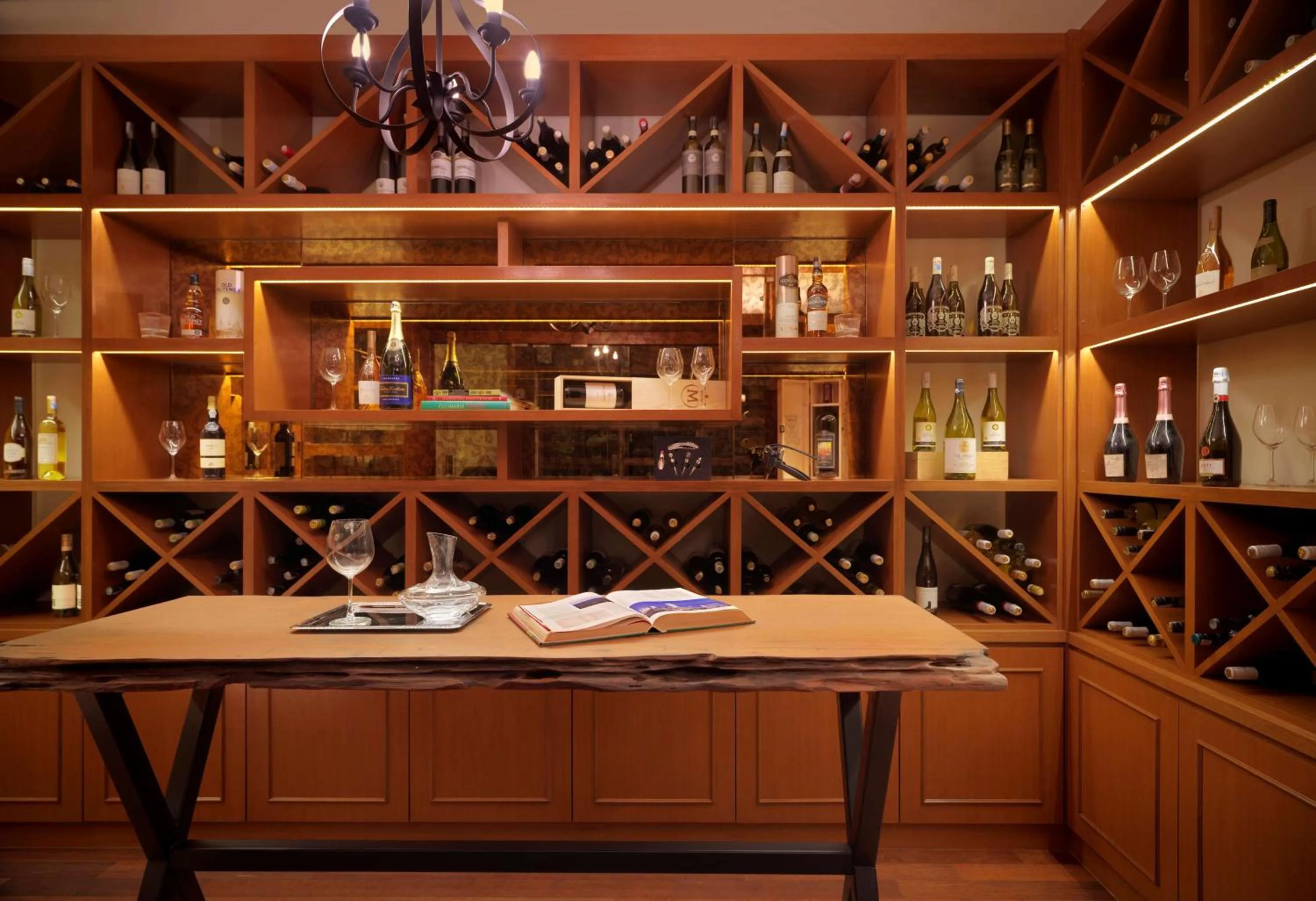 Restaurant/places to eat in Hyatt Regency Kuantan Resort