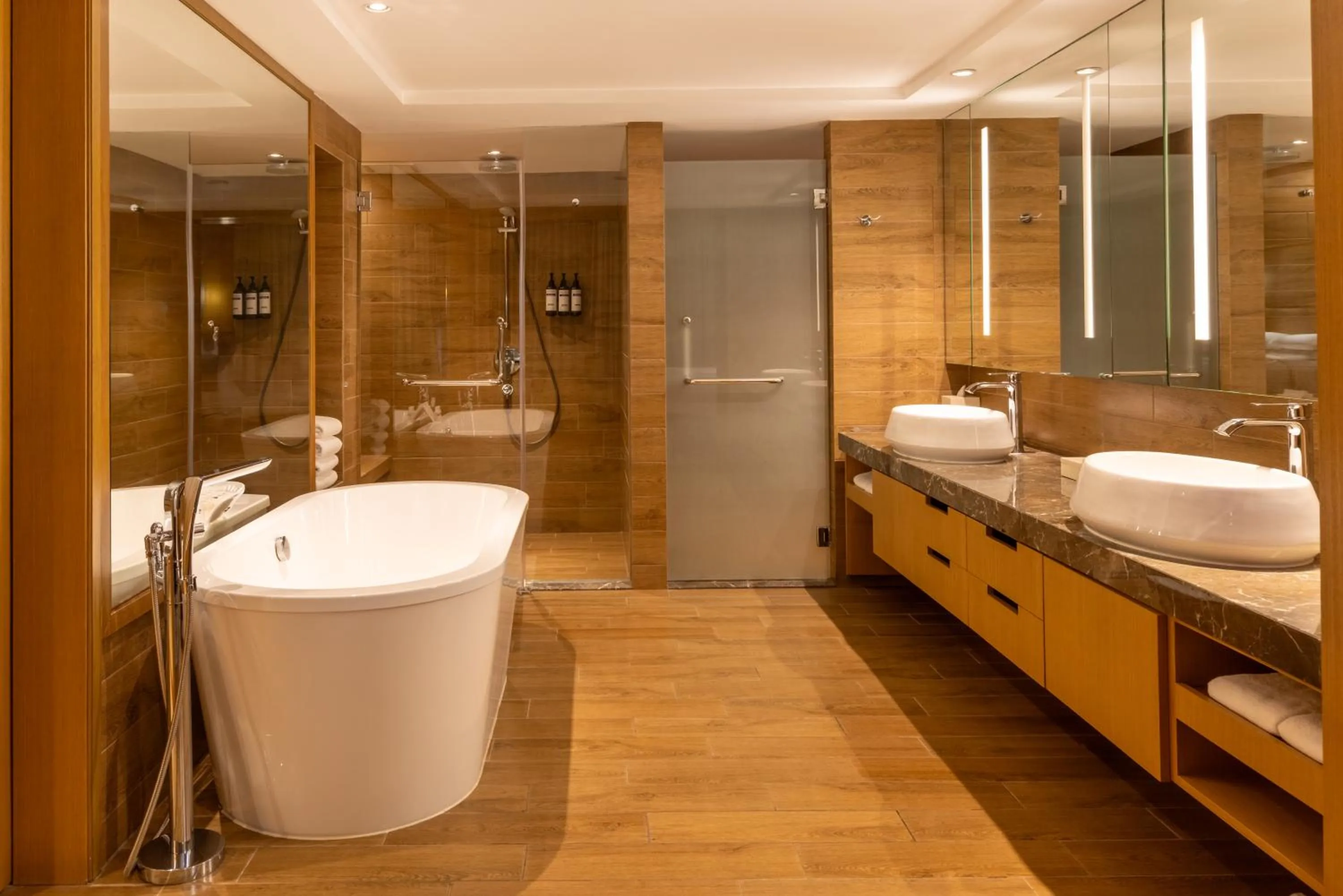 Shower in Hyatt Regency Kuantan Resort