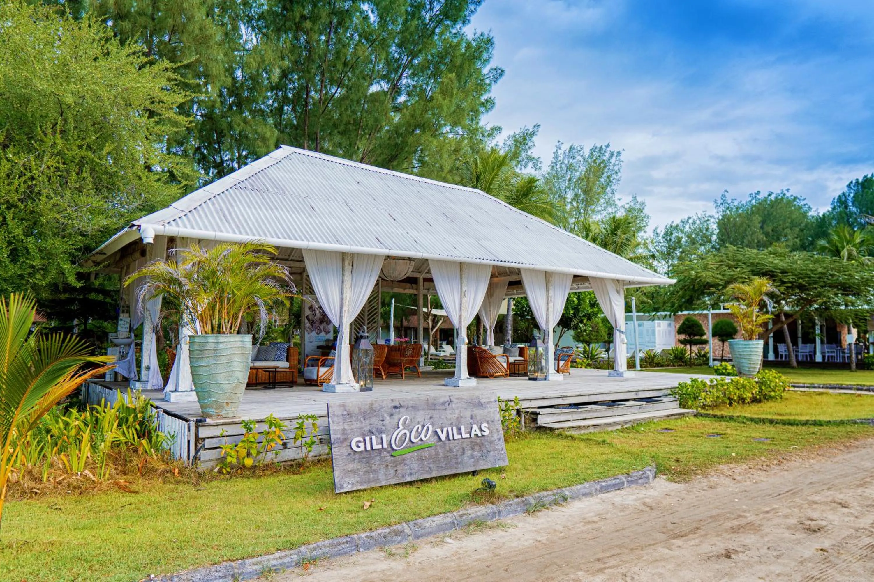 Property building in Gili Eco Villas