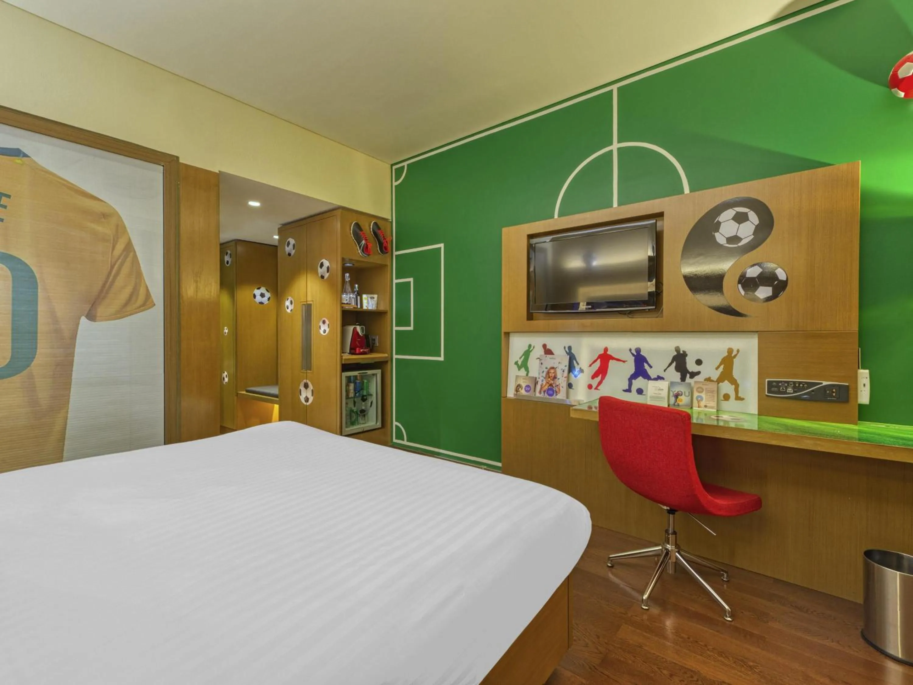 Bedroom, Bed in Novotel Bengaluru Outer Ring Road