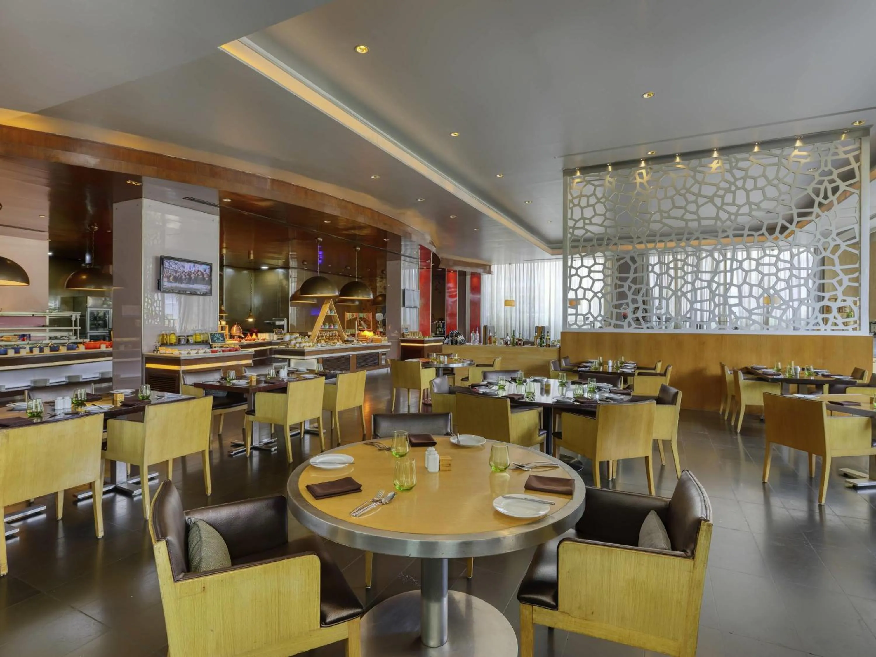 Restaurant/places to eat in Novotel Bengaluru Outer Ring Road
