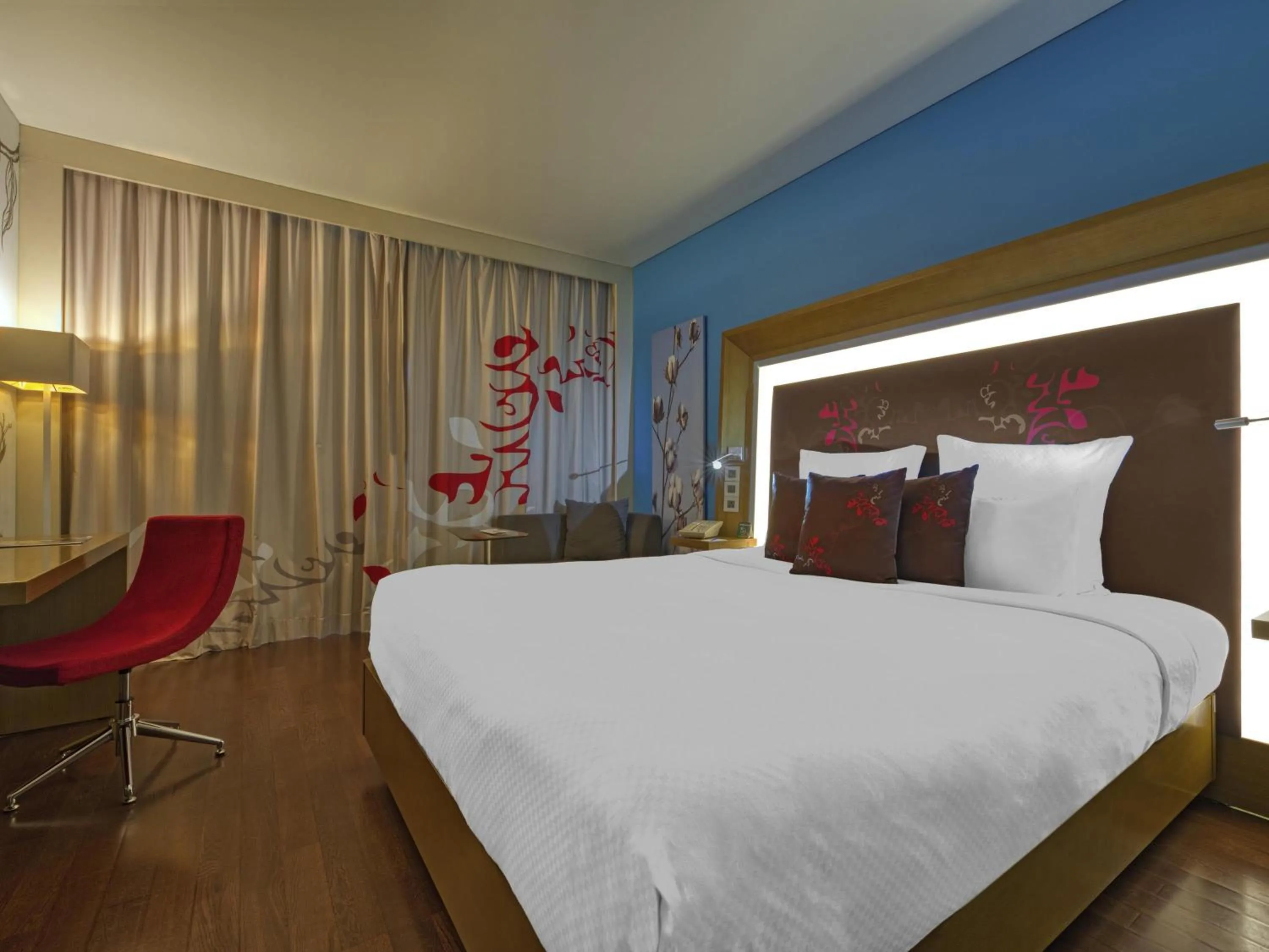 Bedroom, Bed in Novotel Bengaluru Outer Ring Road