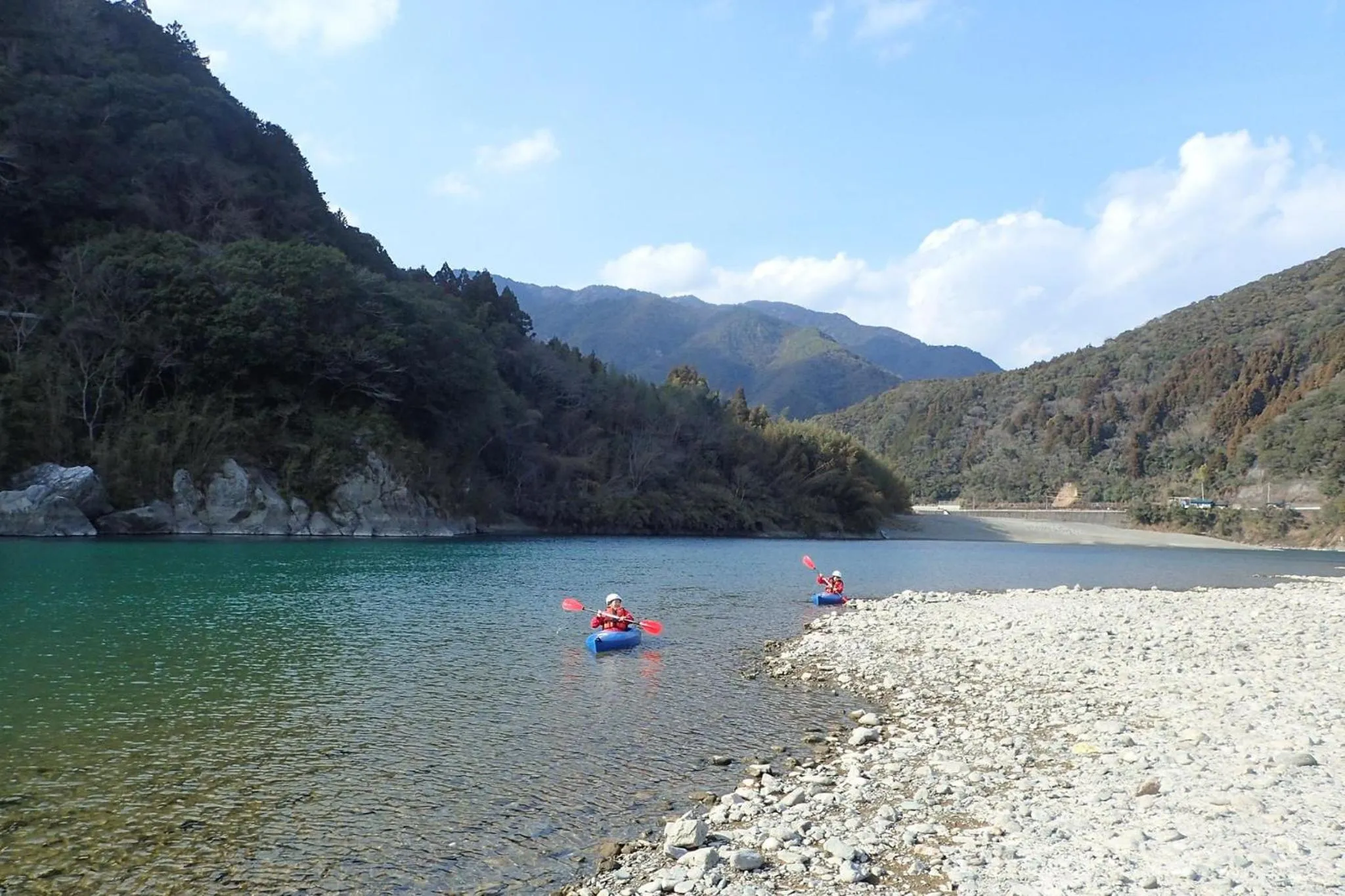 Canoeing, Beach in Qraud