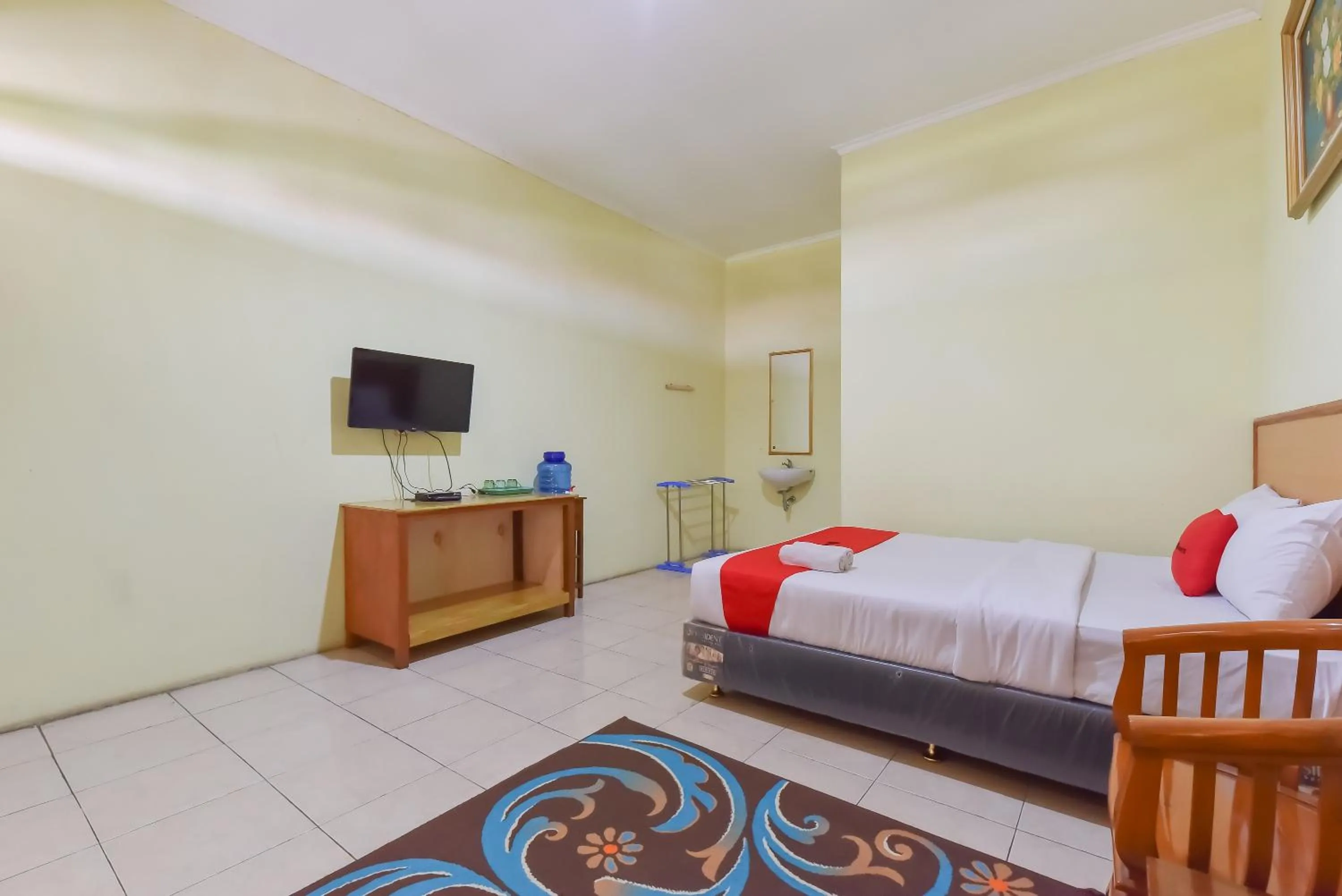 Bed in RedDoorz At Pondok Winagung Ciwidey