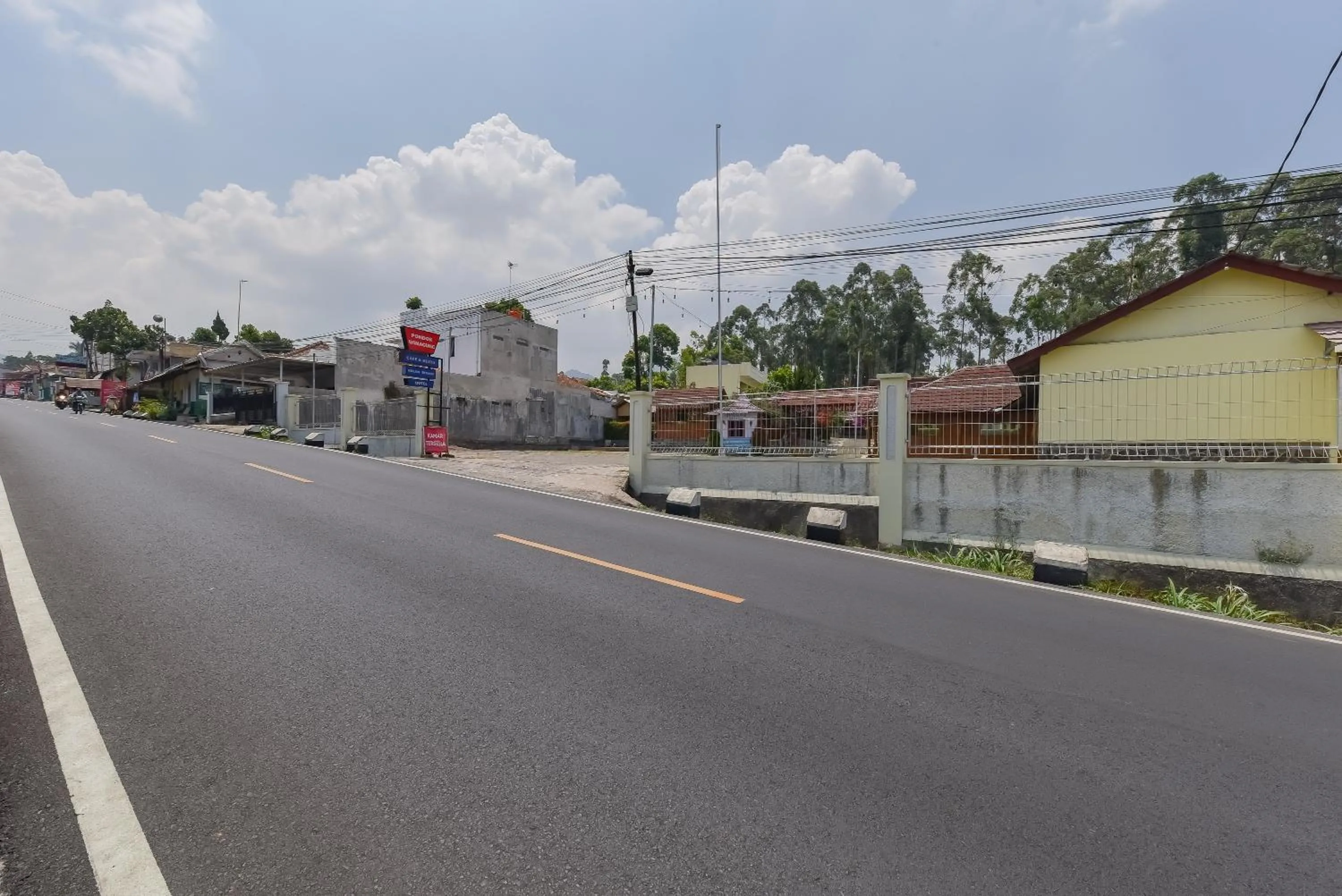 Property building in RedDoorz At Pondok Winagung Ciwidey