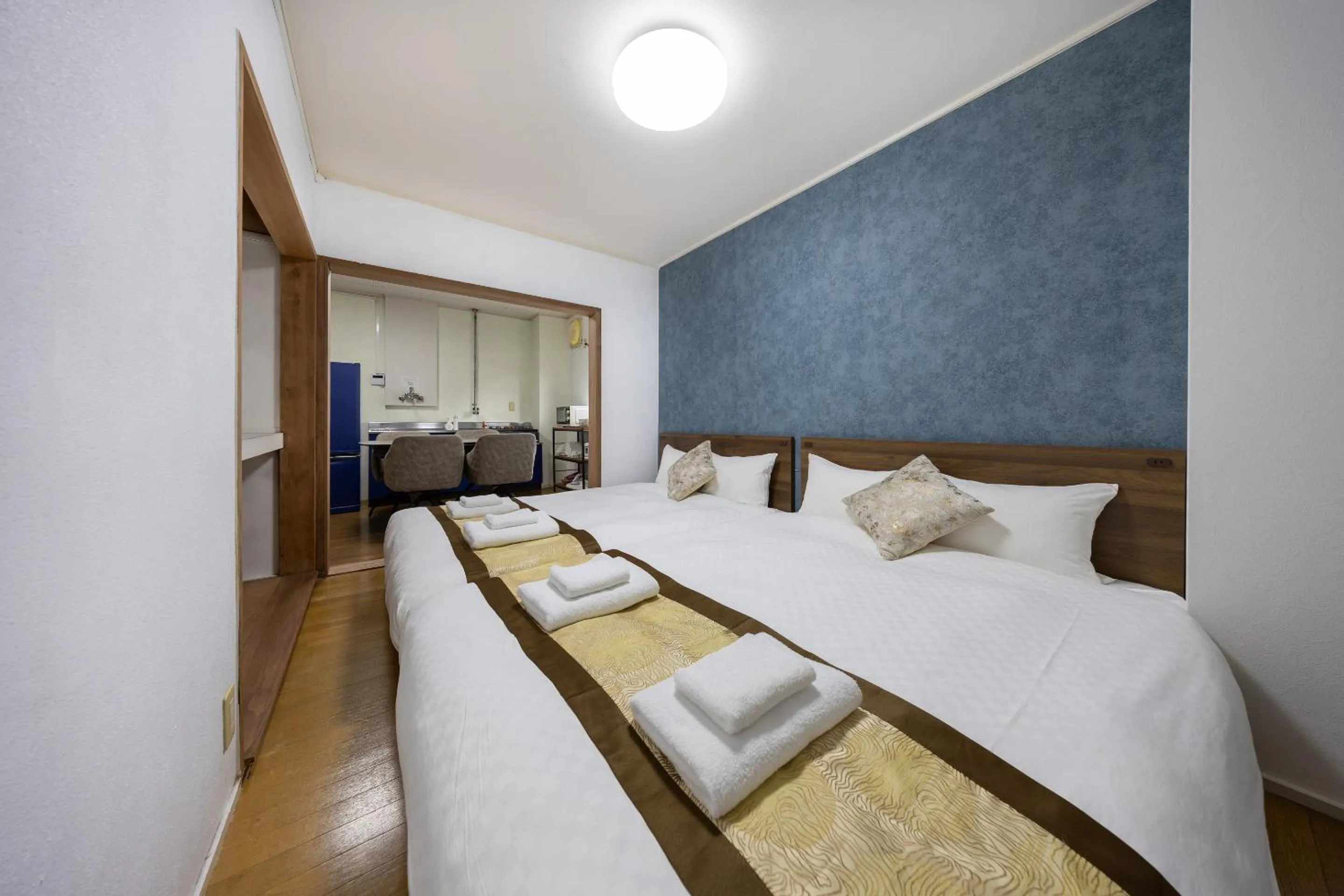 Bed in Comfy Stay MR1 & MR2