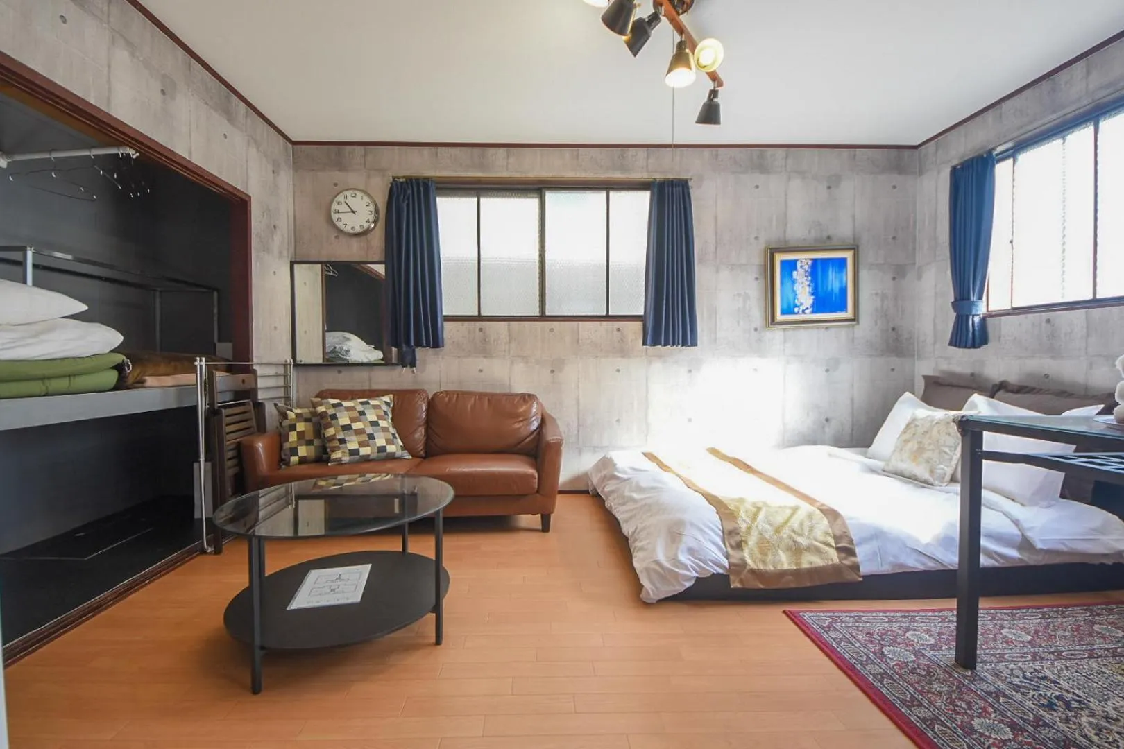 Photo of the whole room, Bed in Comfy Stay MR1 & MR2