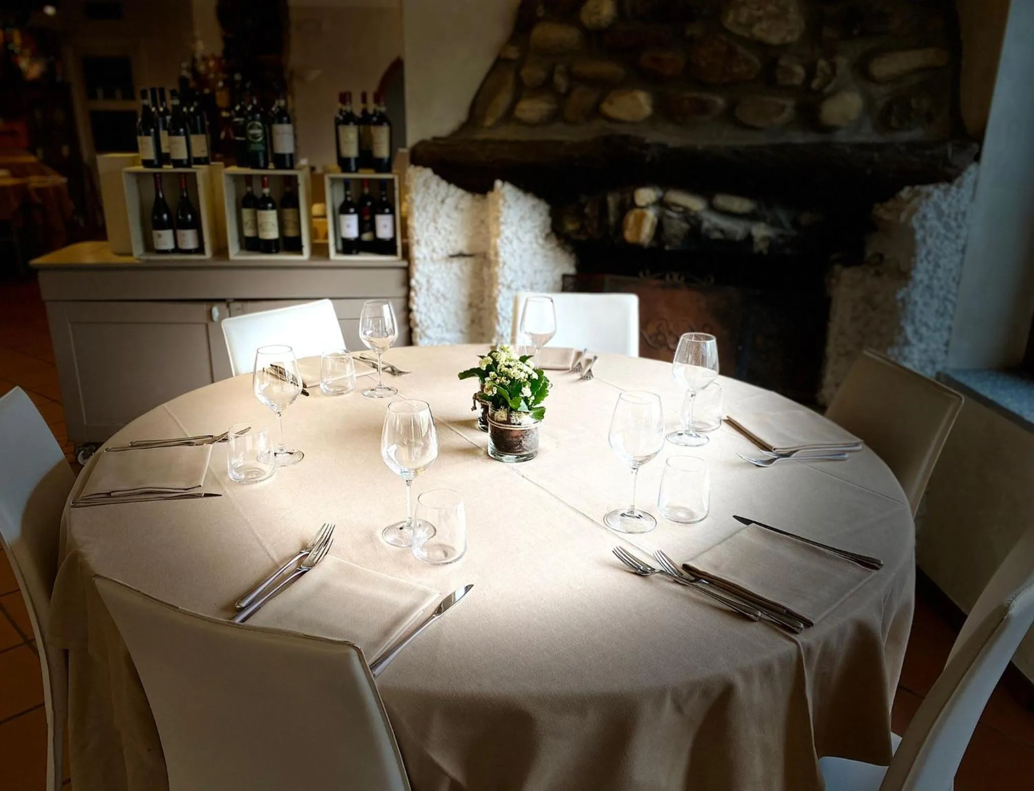 Restaurant/places to eat in Antica Locanda Del Villoresi