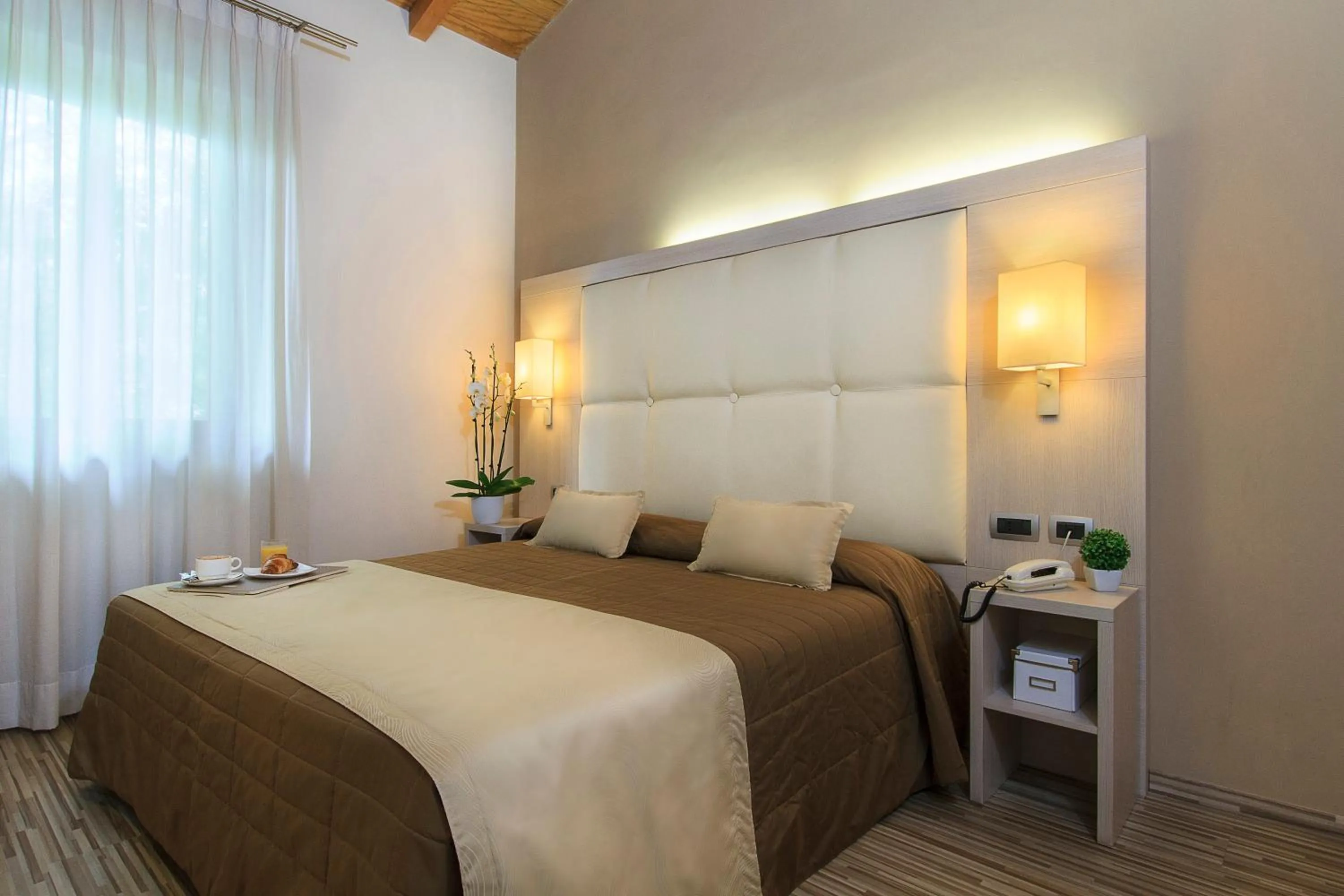 Bedroom, Bed in Antica Locanda Del Villoresi