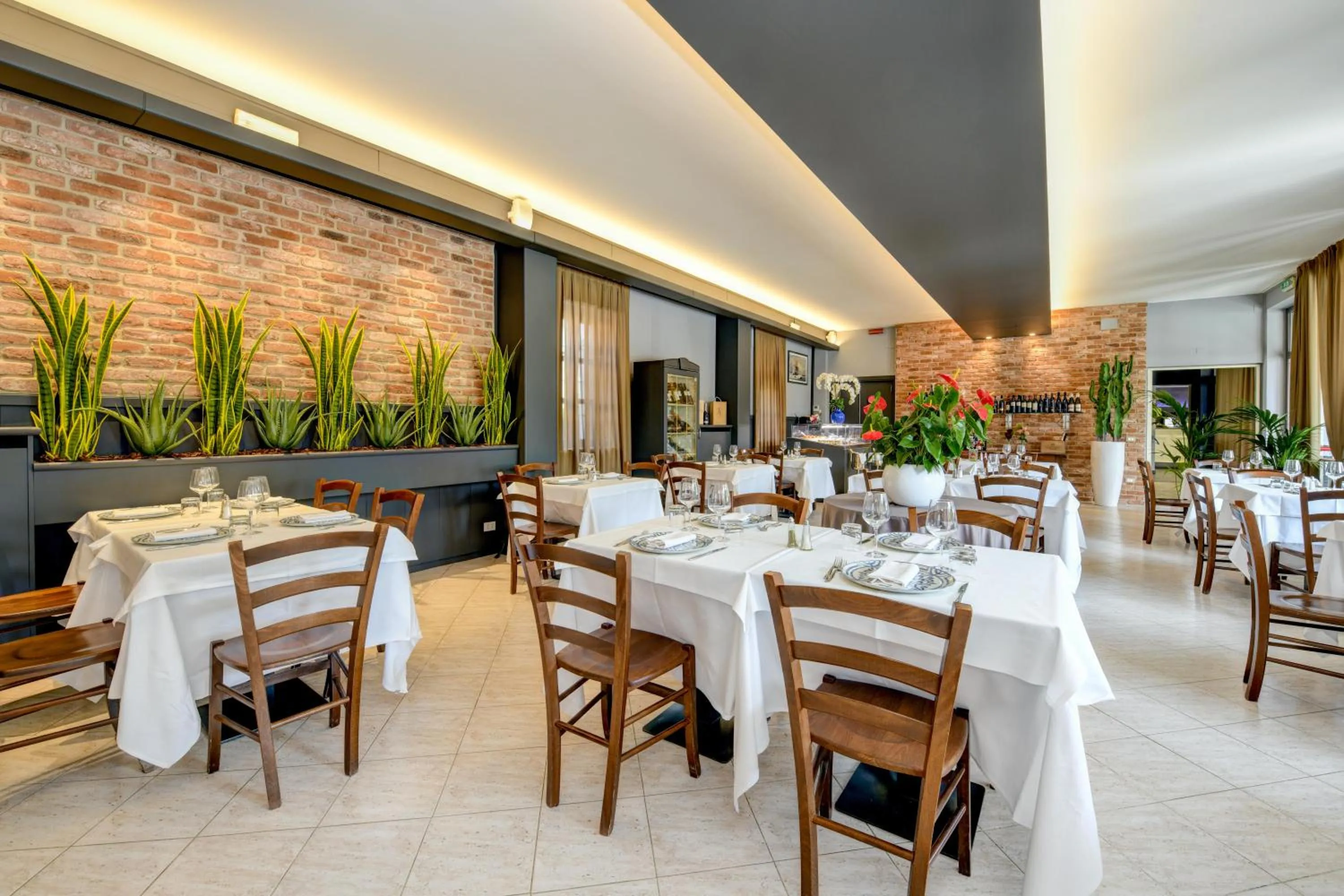 Restaurant/places to eat in Albergo Locanda Primavera