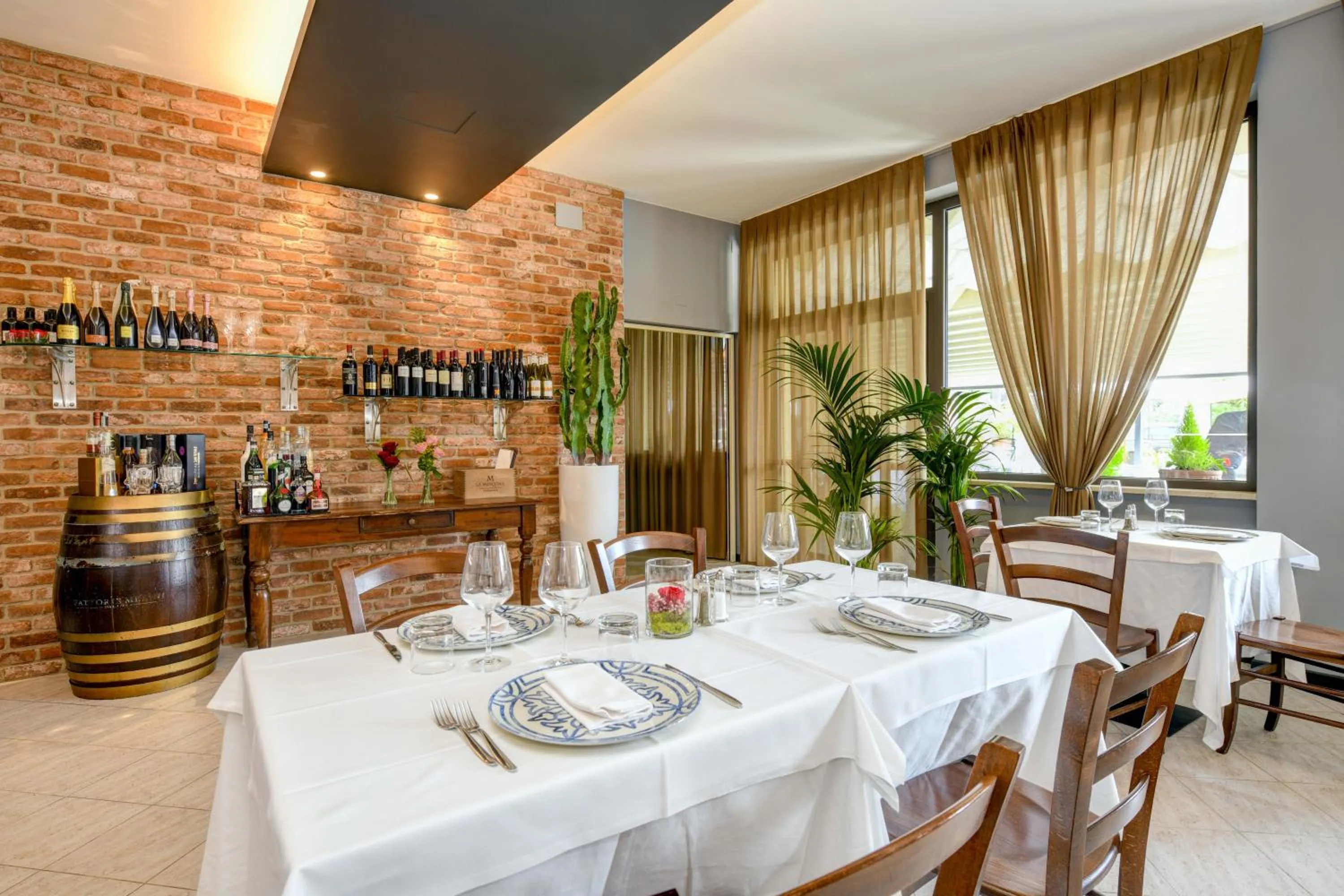 Restaurant/places to eat in Albergo Locanda Primavera