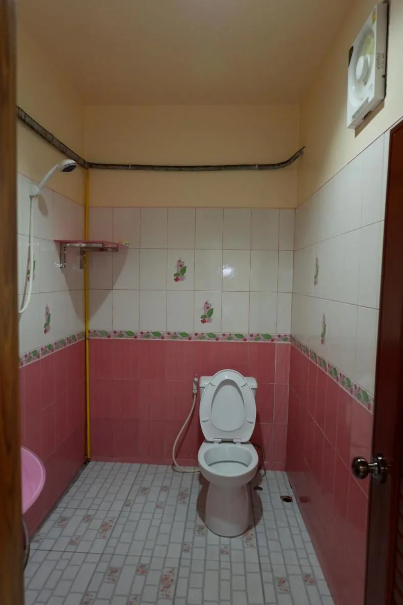 Bathroom in Jarawee Resort