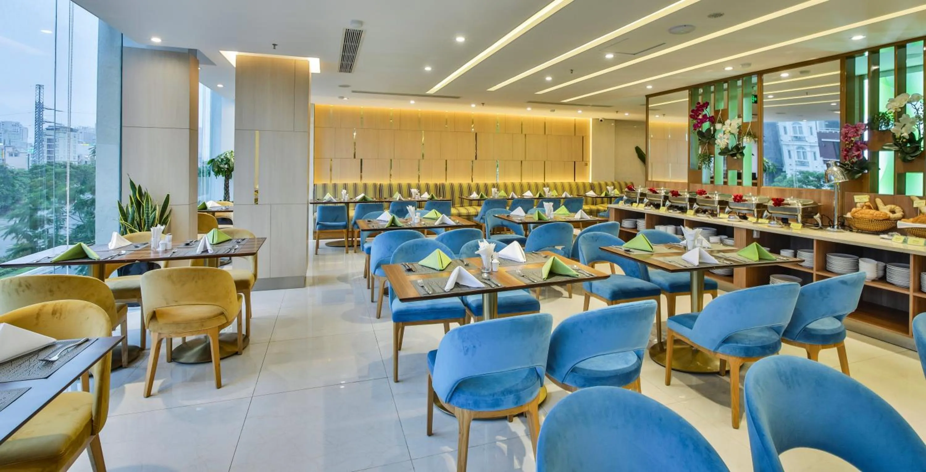 Restaurant/places to eat in San Marino Boutique Danang - 10 mins to Dragon Bridge & 15 mins to My Khe Beach