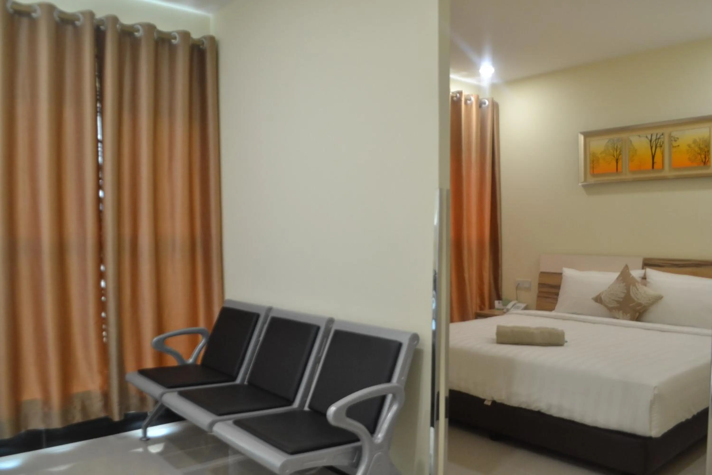 Bed in My Inn Hotel Kota Samarahan