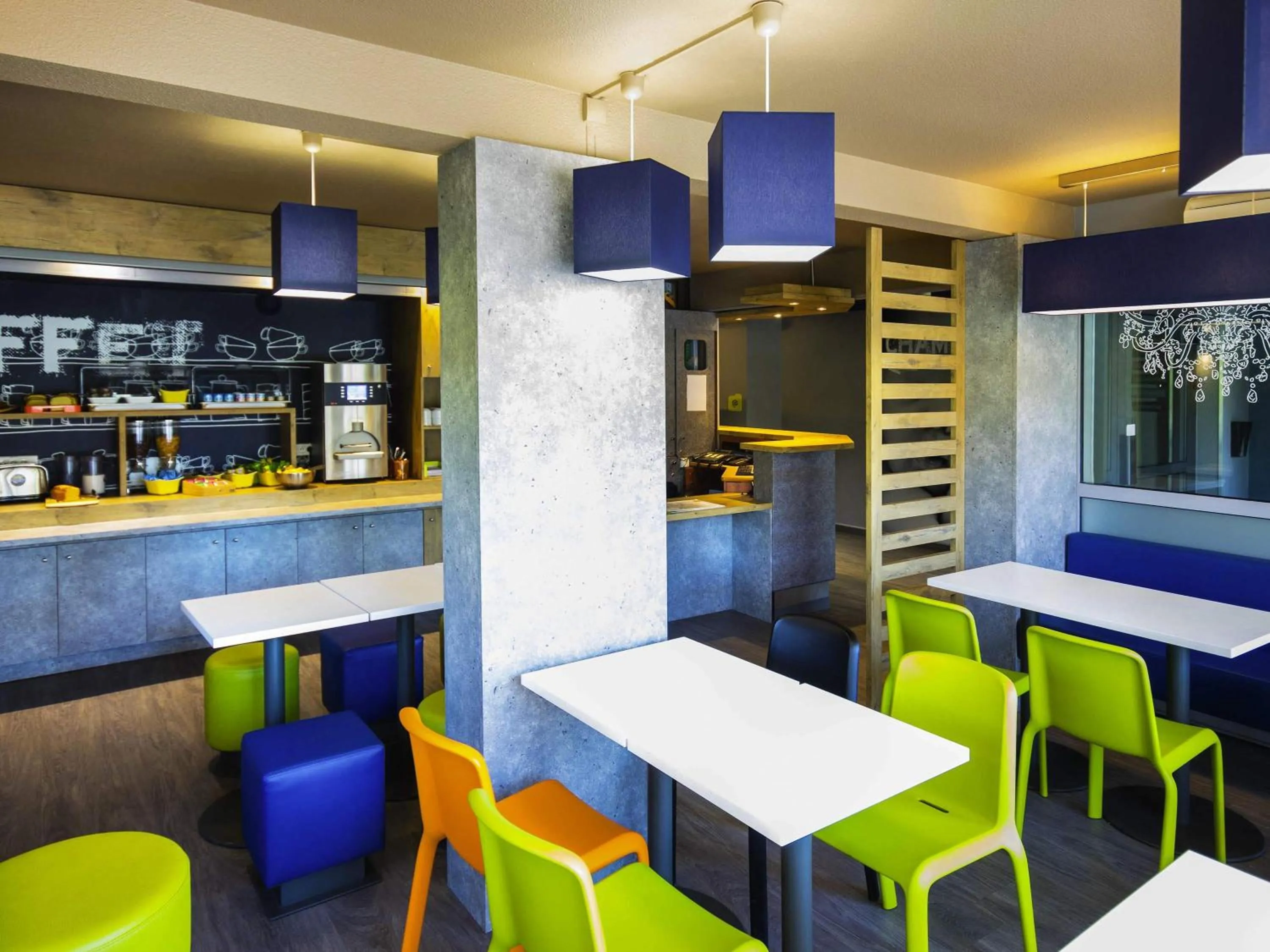 Property building in ibis budget Carcassonne La Cité