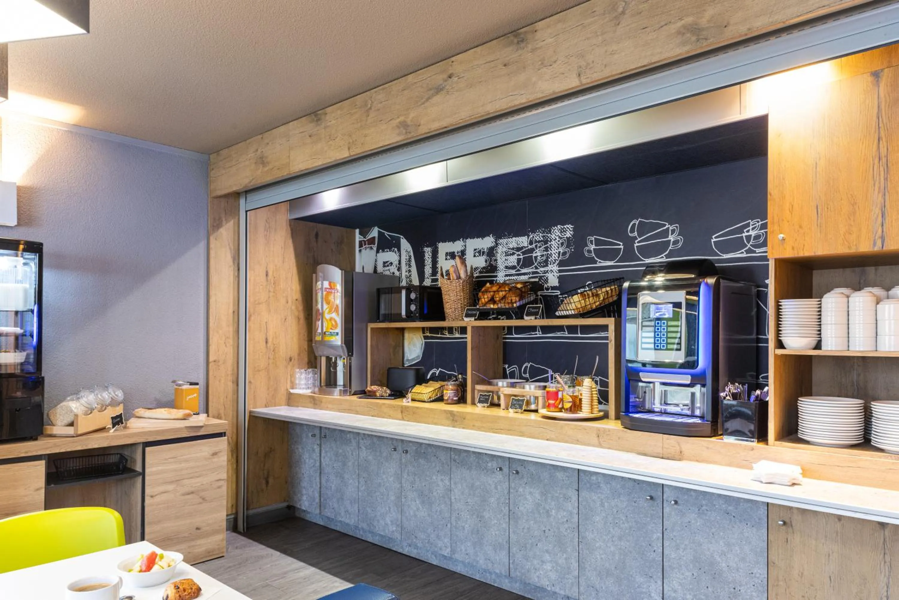 Breakfast in ibis budget Carcassonne La Cité