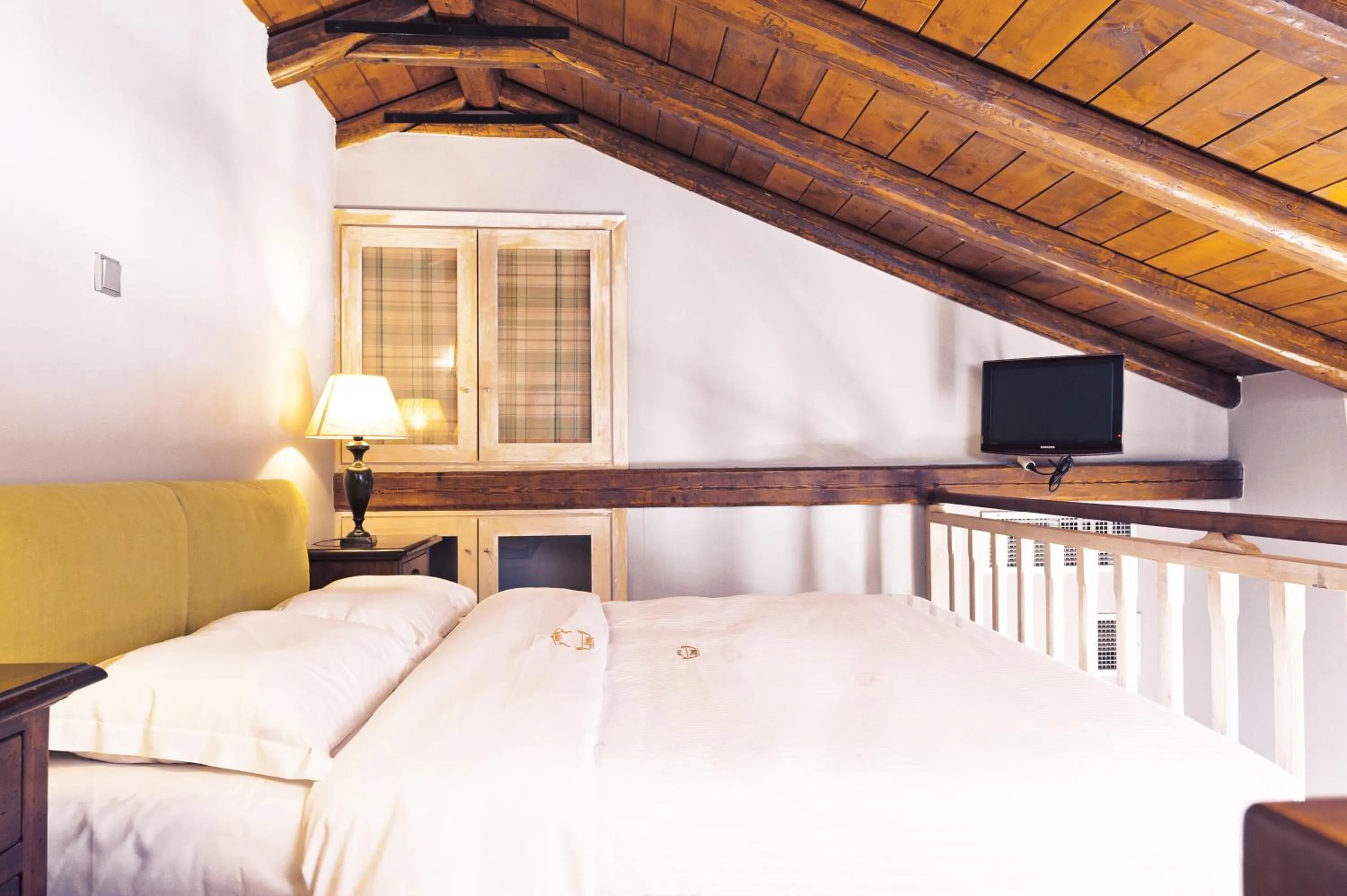 Bed in Kyrimai Hotel