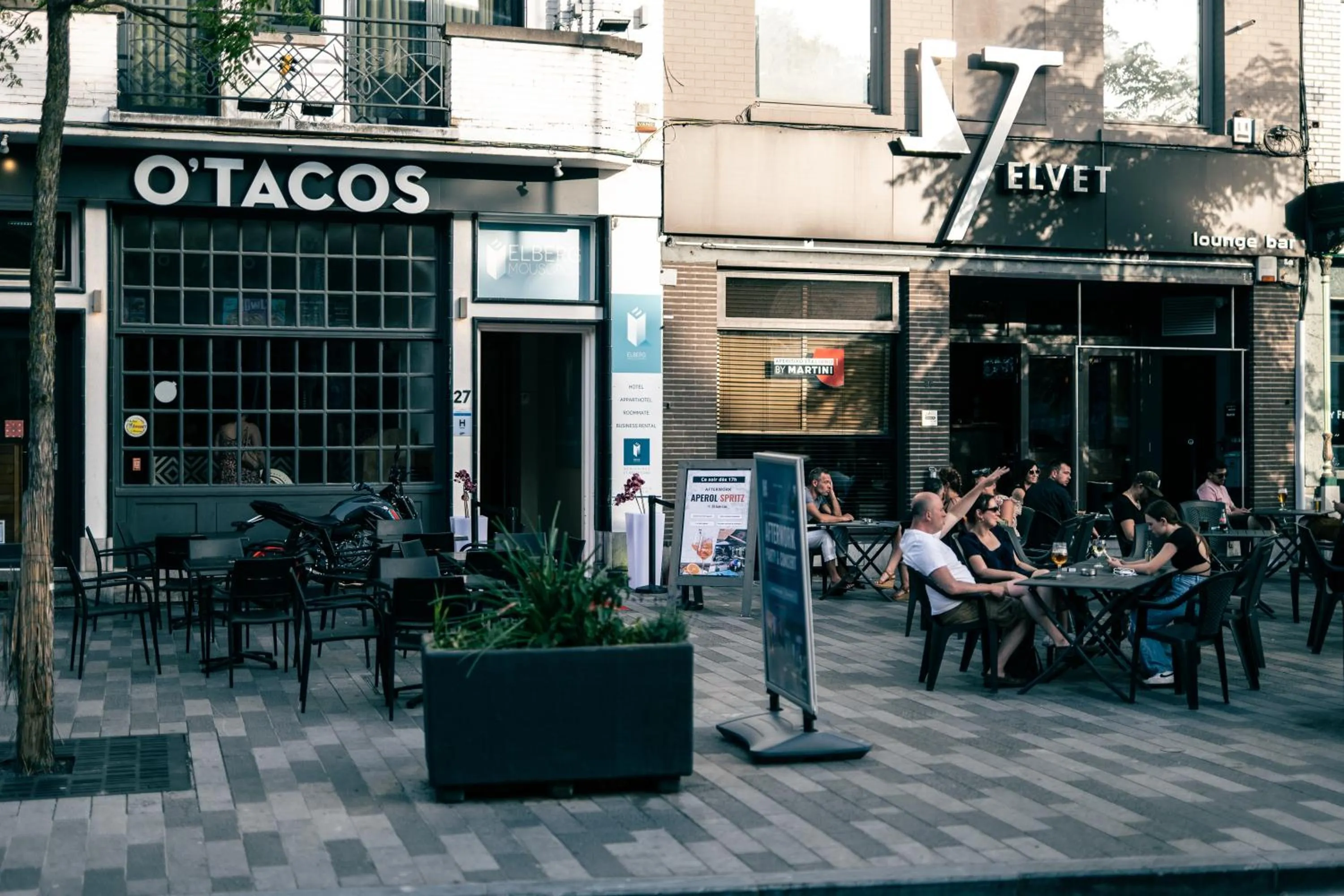 Facade/entrance in Elberg Hotel & Apartments