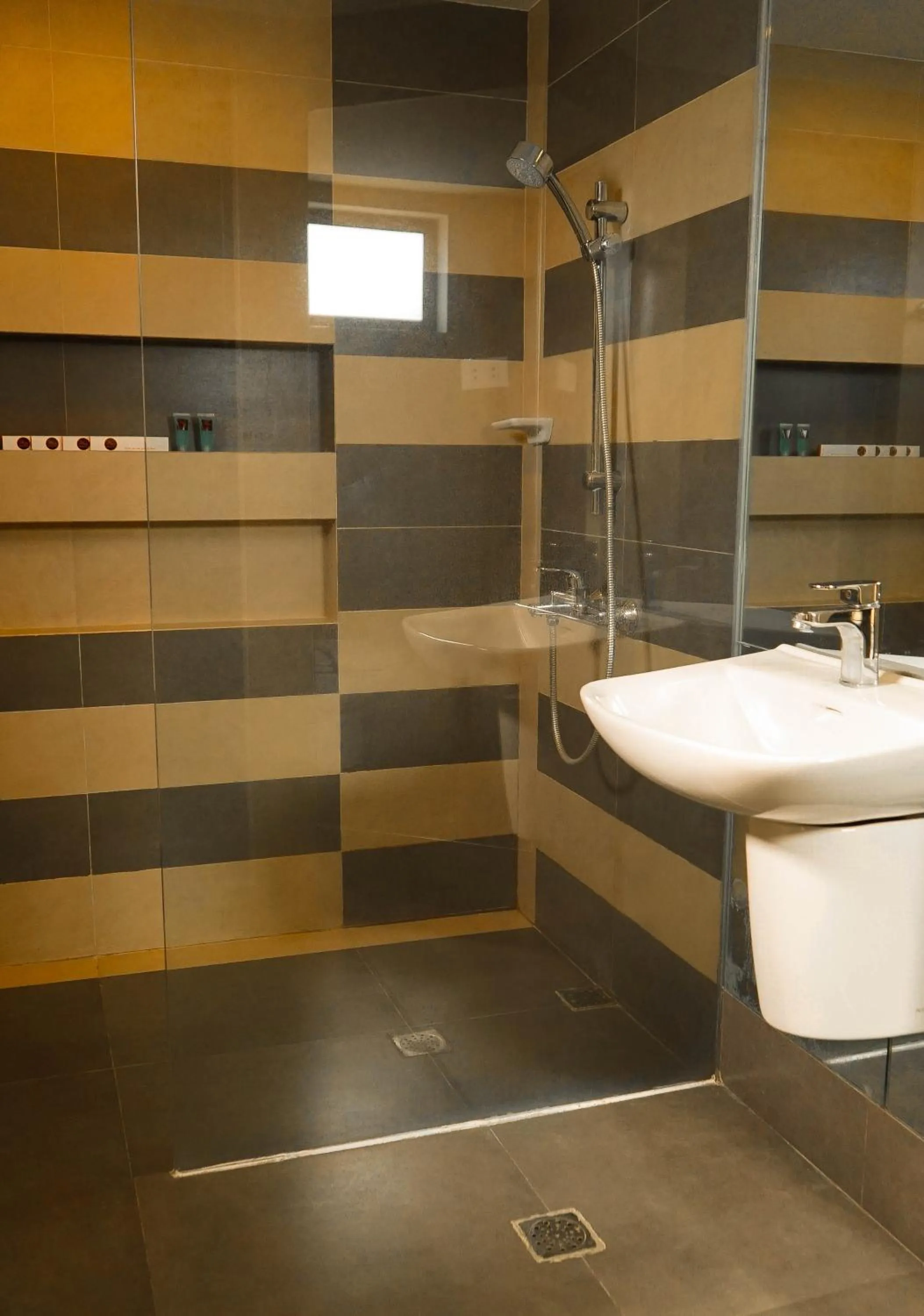 Tacloban Plaza Hotel