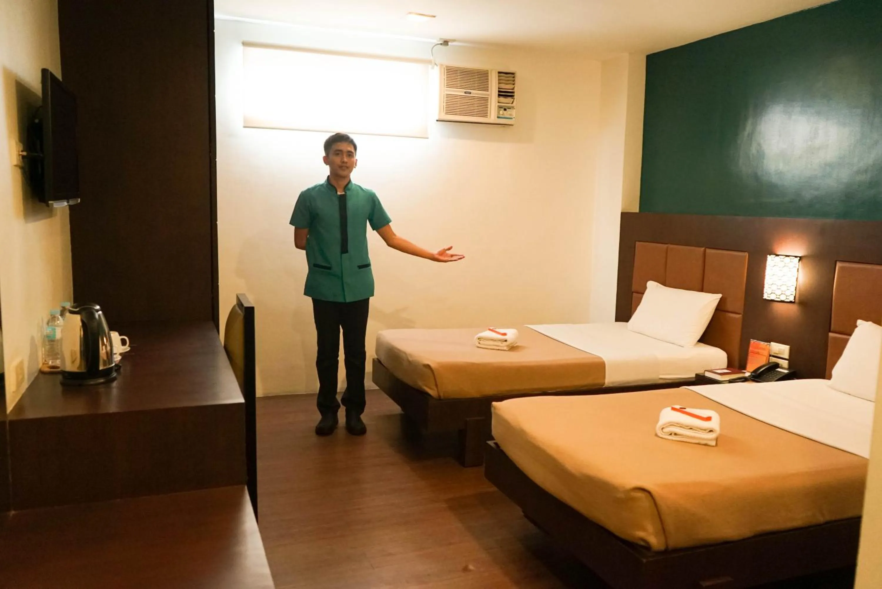 Bed in Tacloban Plaza Hotel