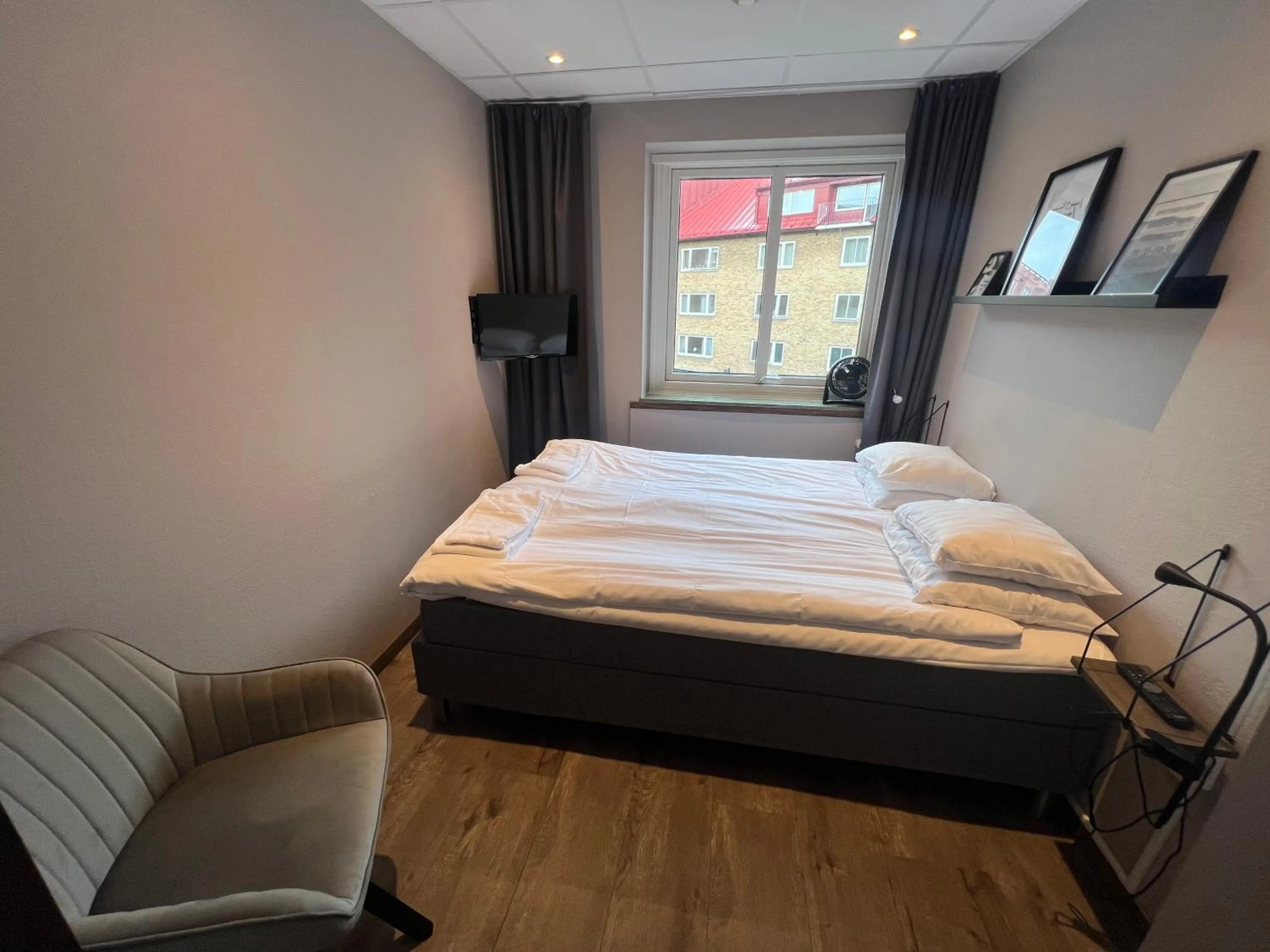 Bed in Karlskrona H&H