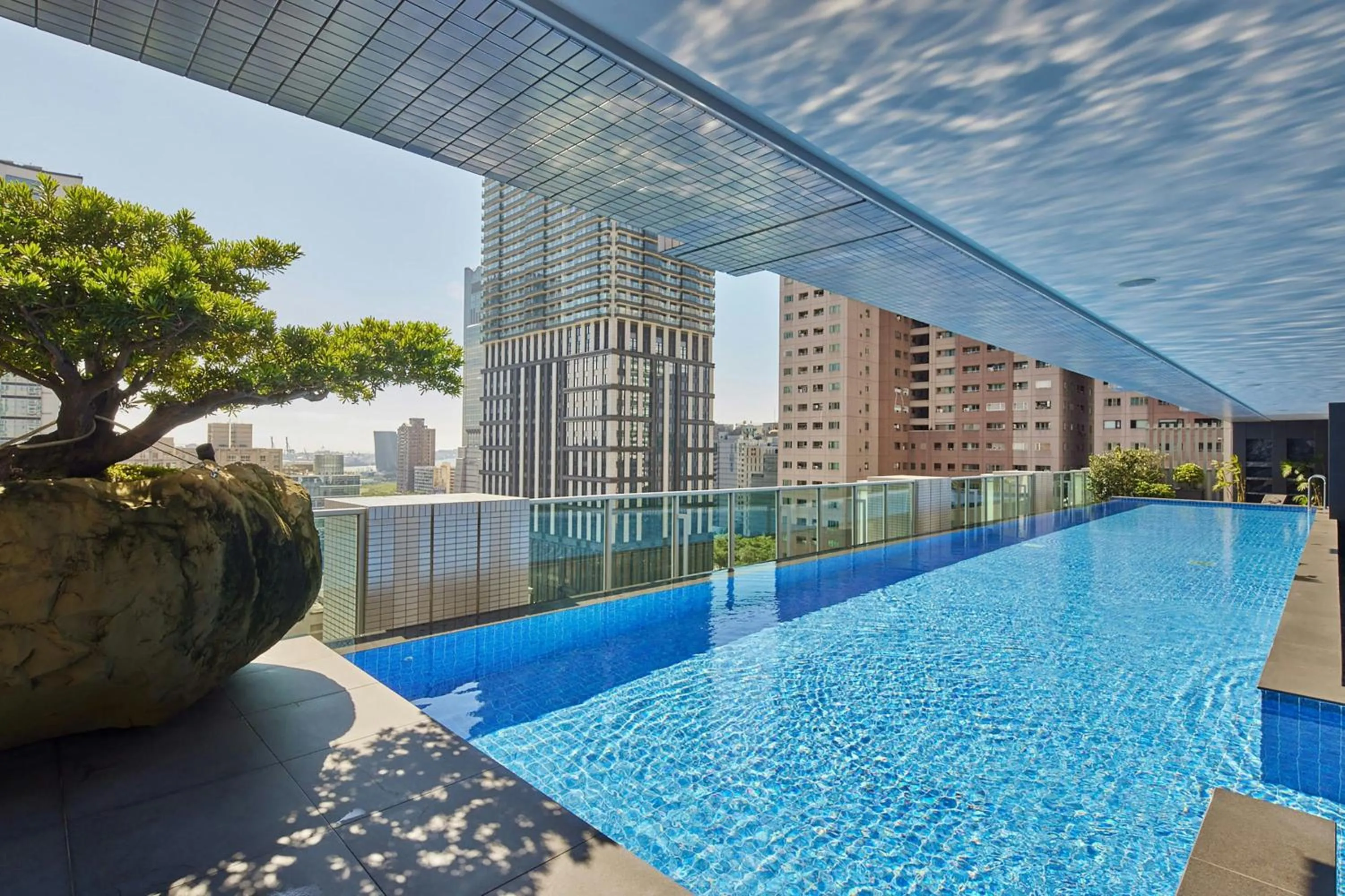 Swimming pool in THE AMNIS, a Luxury Collection Hotel, Kaohsiung