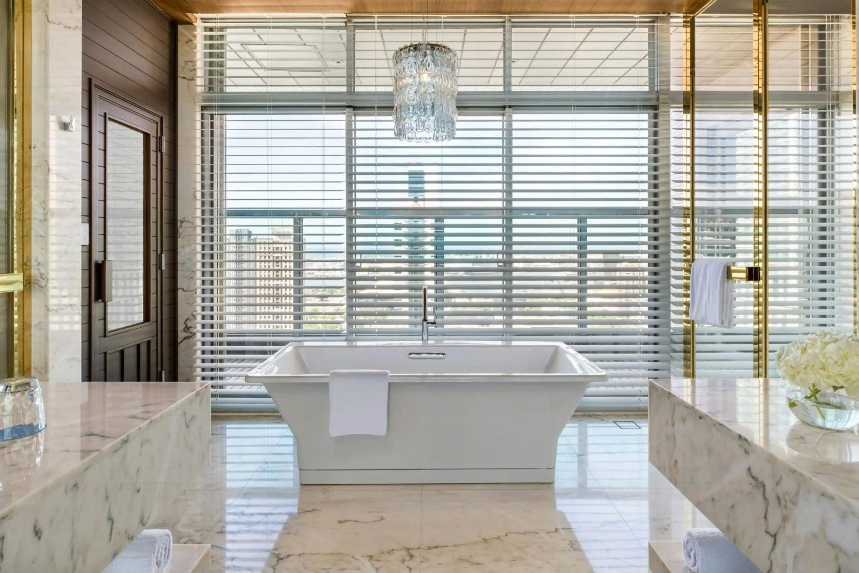 Bathroom in THE AMNIS, a Luxury Collection Hotel, Kaohsiung