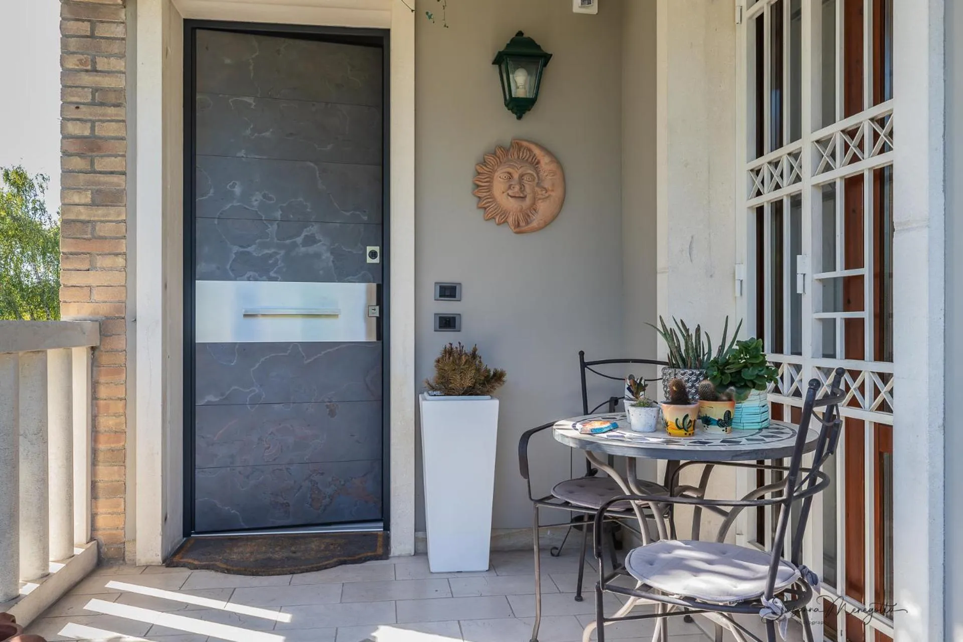 Property building in Villa Anis Bed and Breakfast