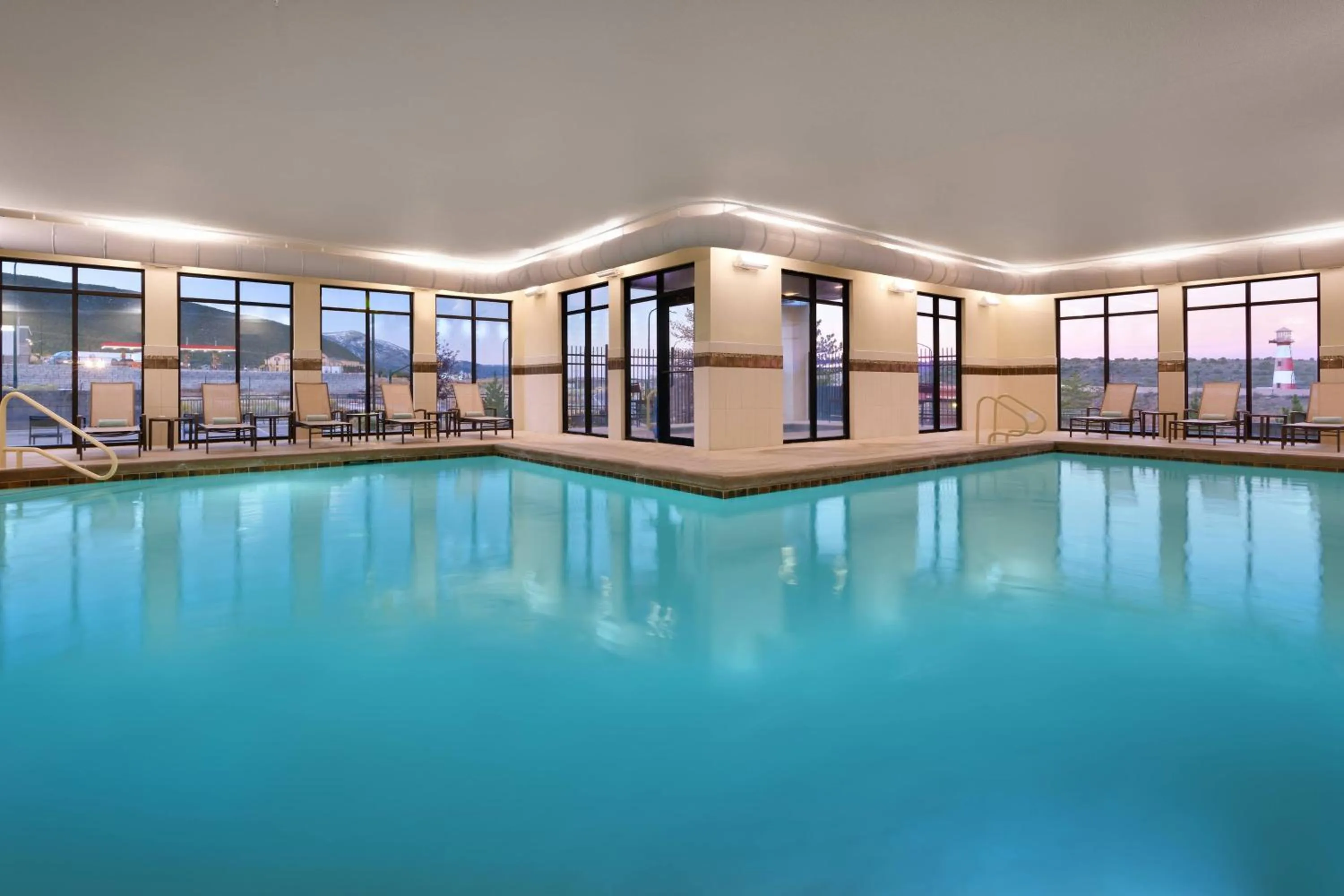 Swimming pool in Courtyard by Marriott Cedar City
