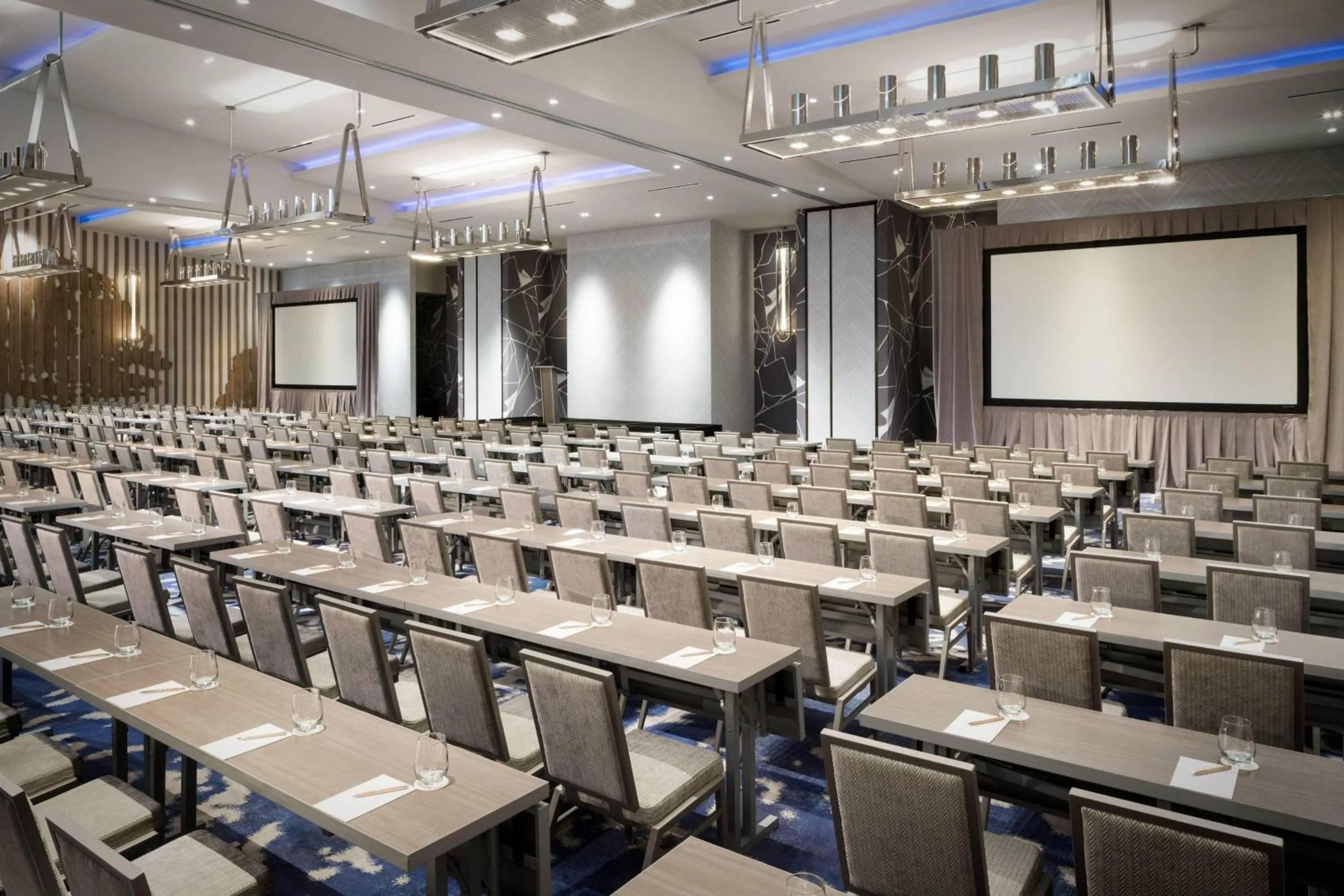 Meeting/conference room in Hotel Nia, Autograph Collection