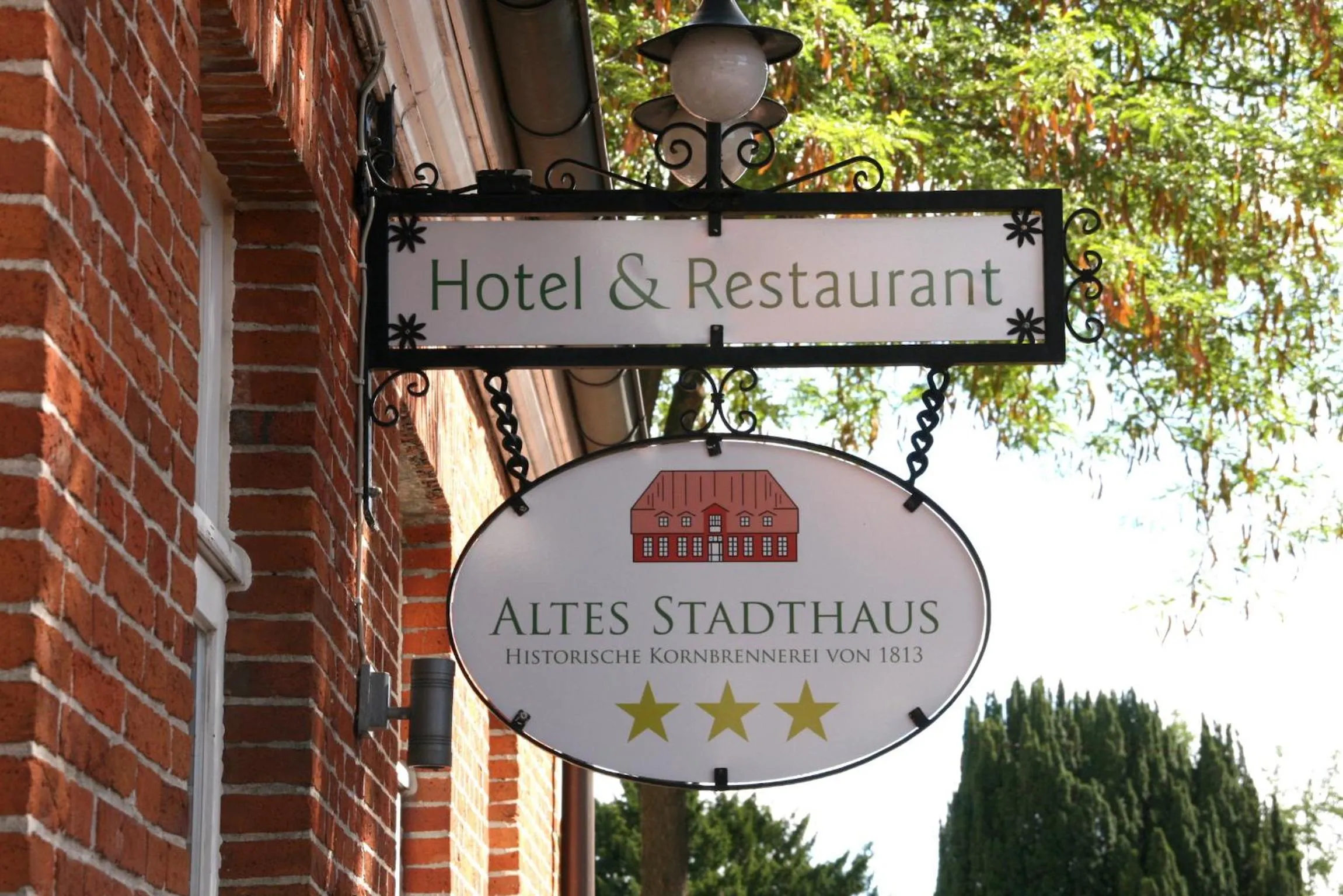 Restaurant/places to eat in Hotel Altes Stadthaus