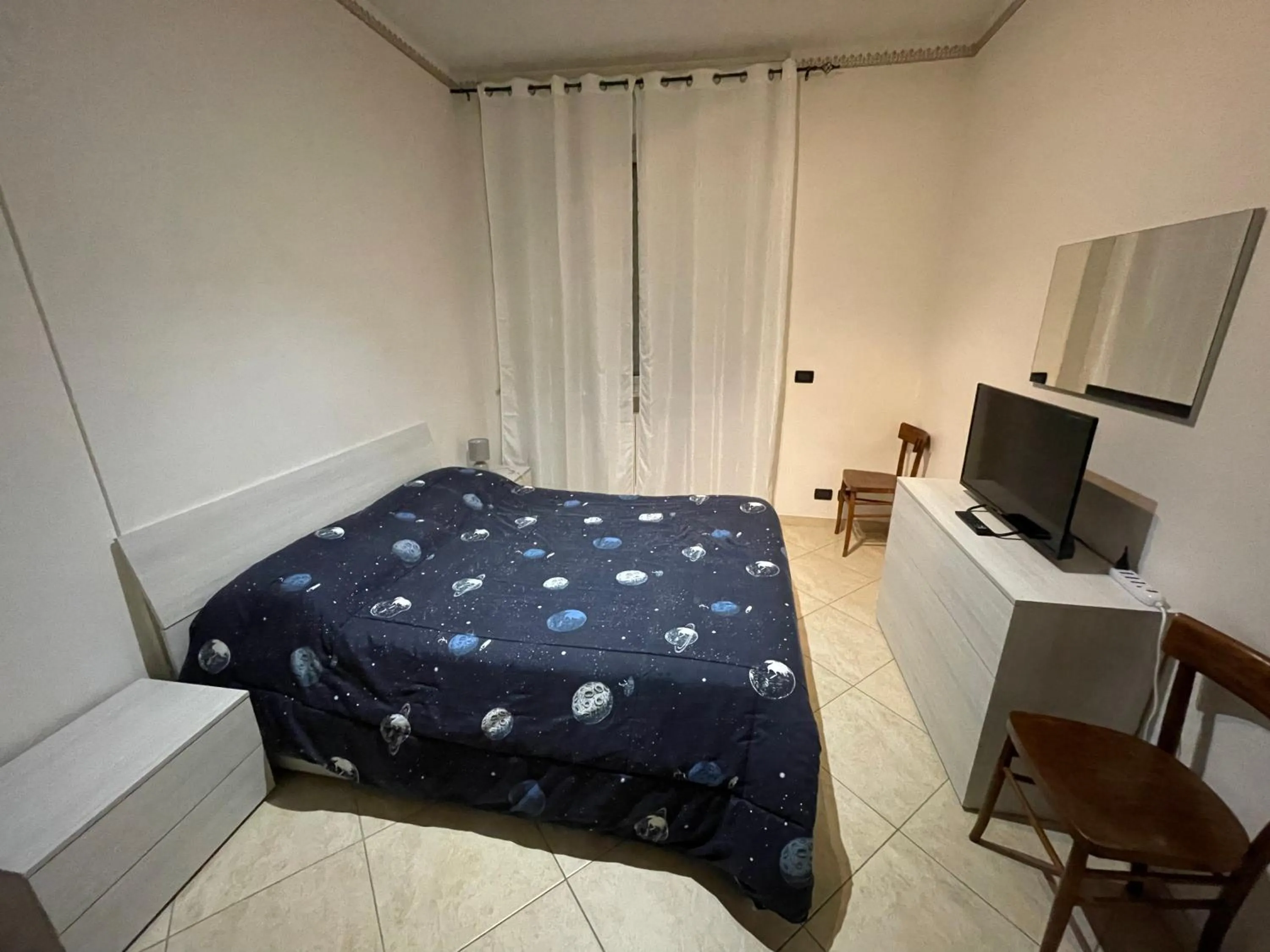 Bedroom, Bed in Appartamento a Andora