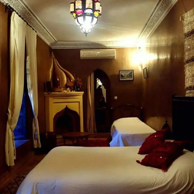 Photo of the whole room, Bed in Riad Sidi Omar