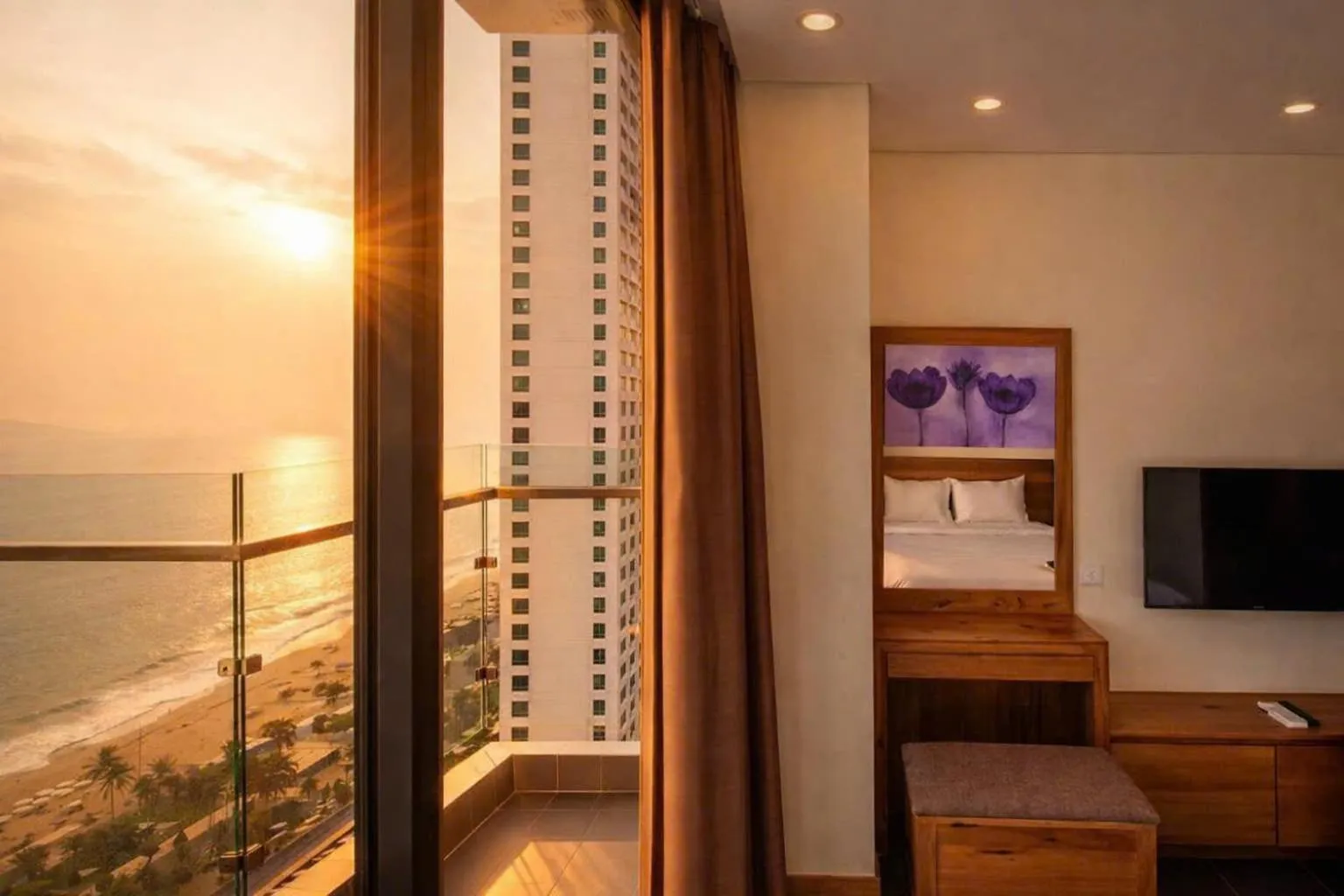 Holi Beach Hotel & Apartments