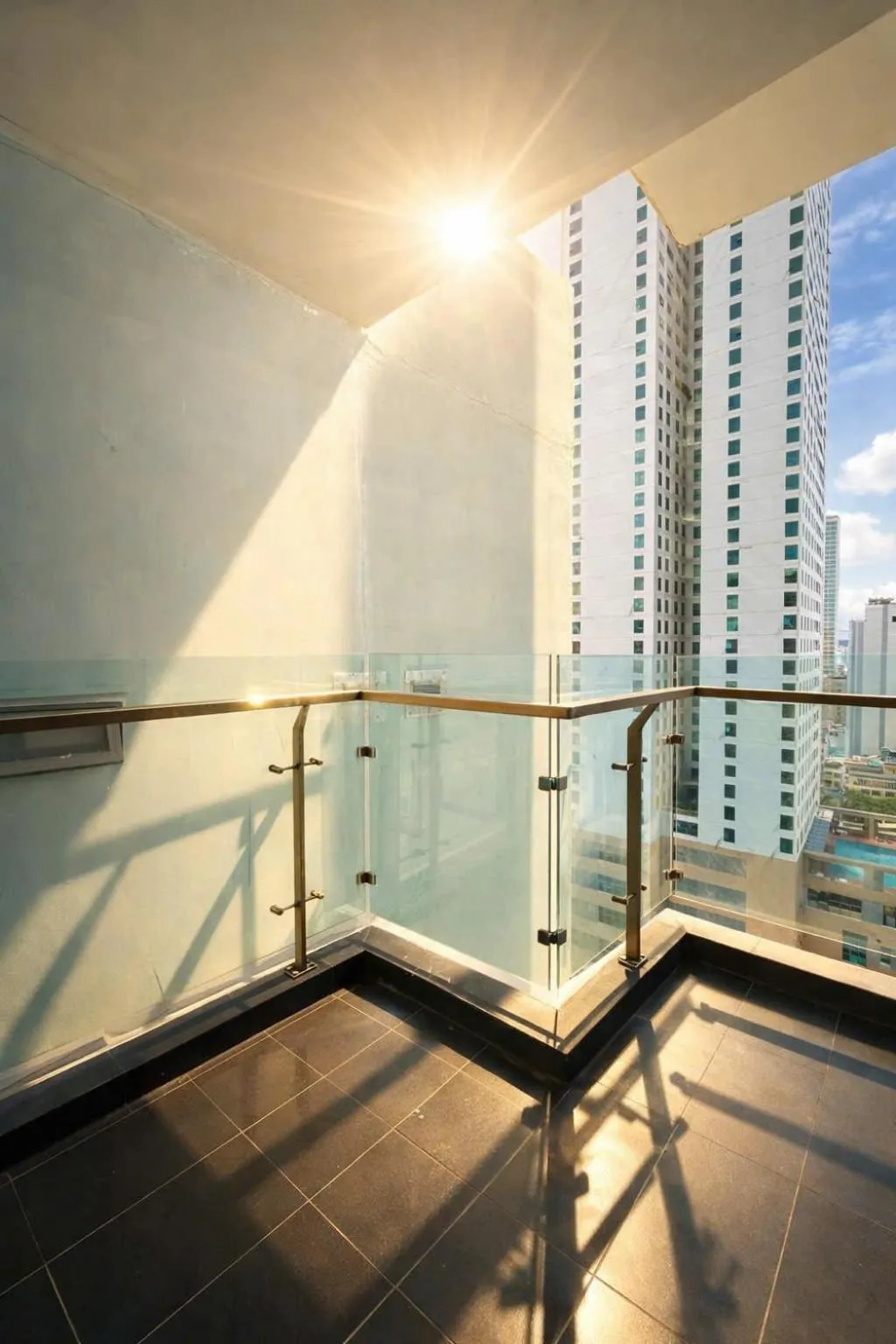 Holi Beach Hotel & Apartments