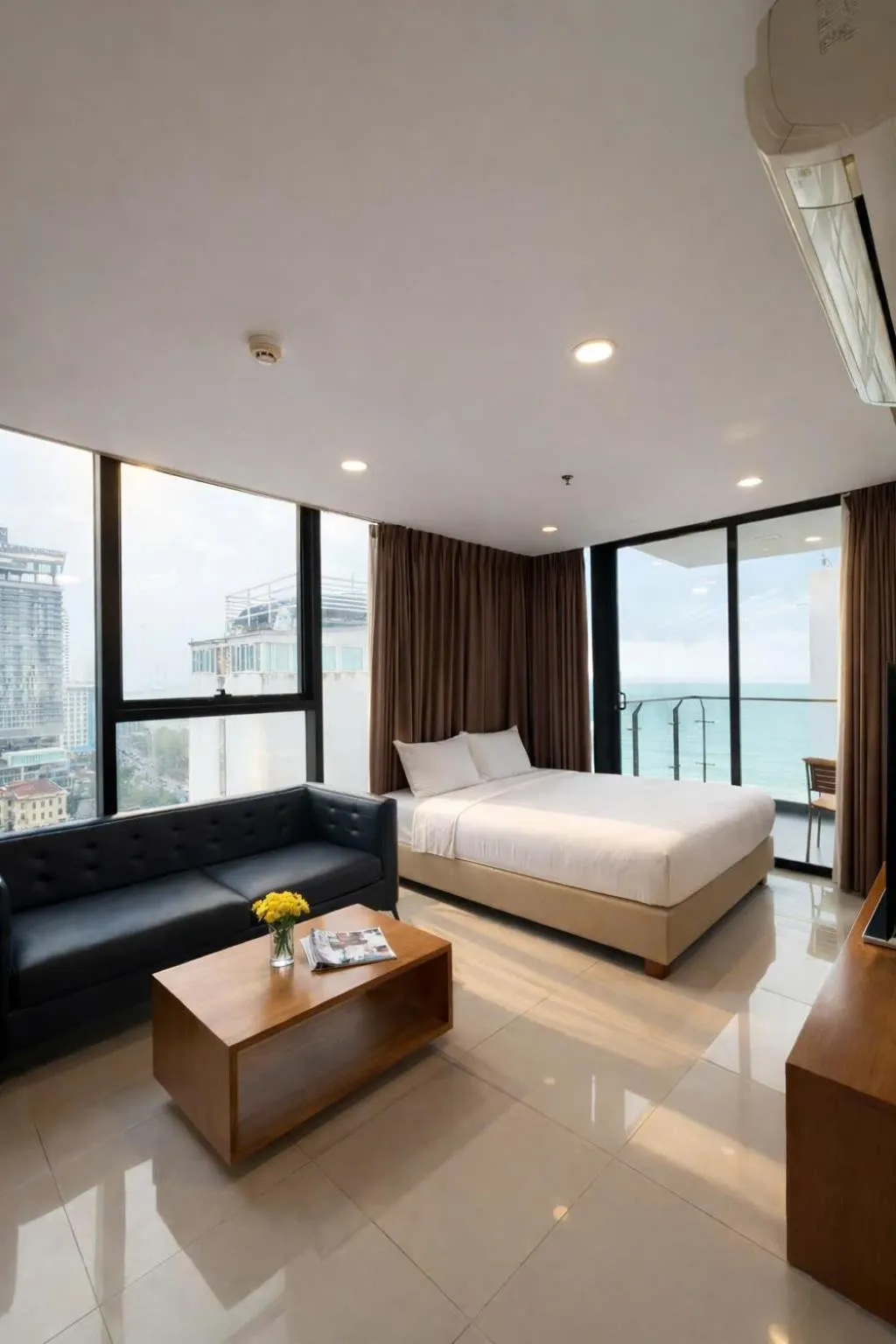 Bed in Holi Beach Hotel & Apartments