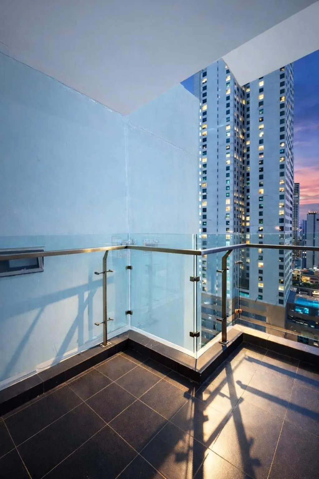 Holi Beach Hotel & Apartments