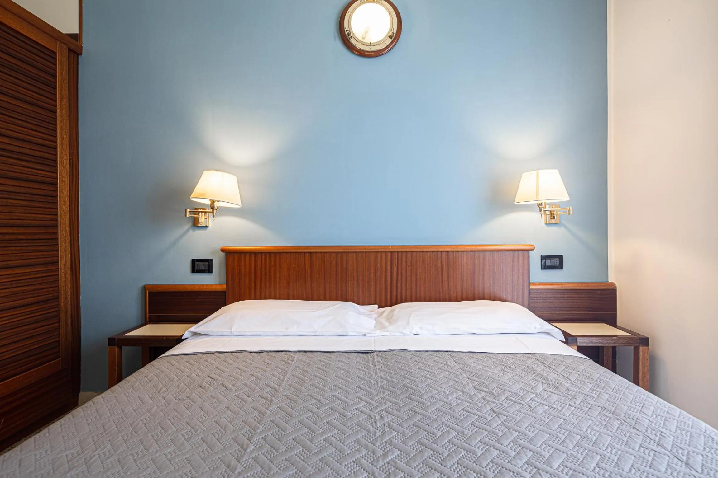 Bedroom, Bed in Hotel Avana Fronte Mare