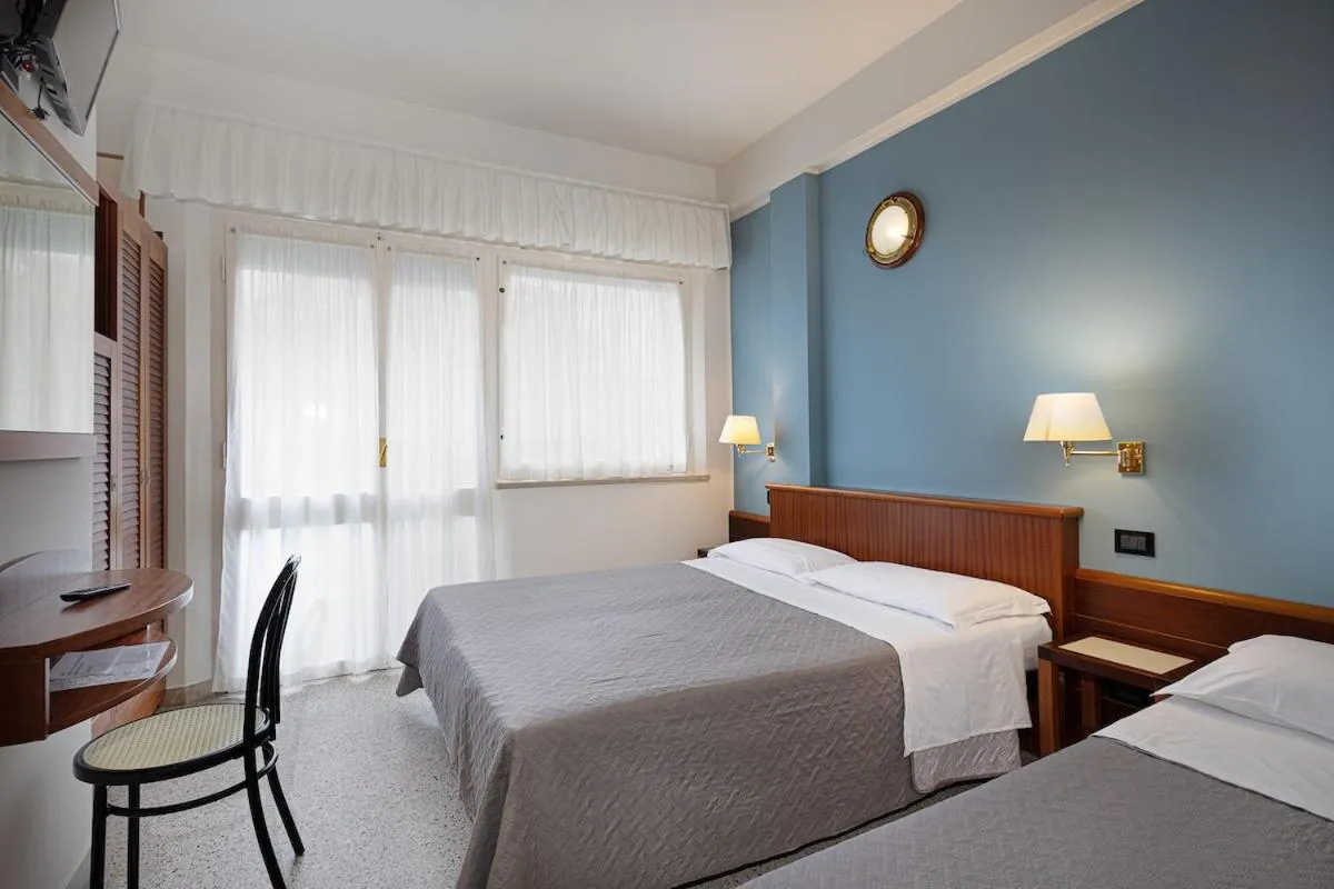 Bed in Hotel Avana Fronte Mare