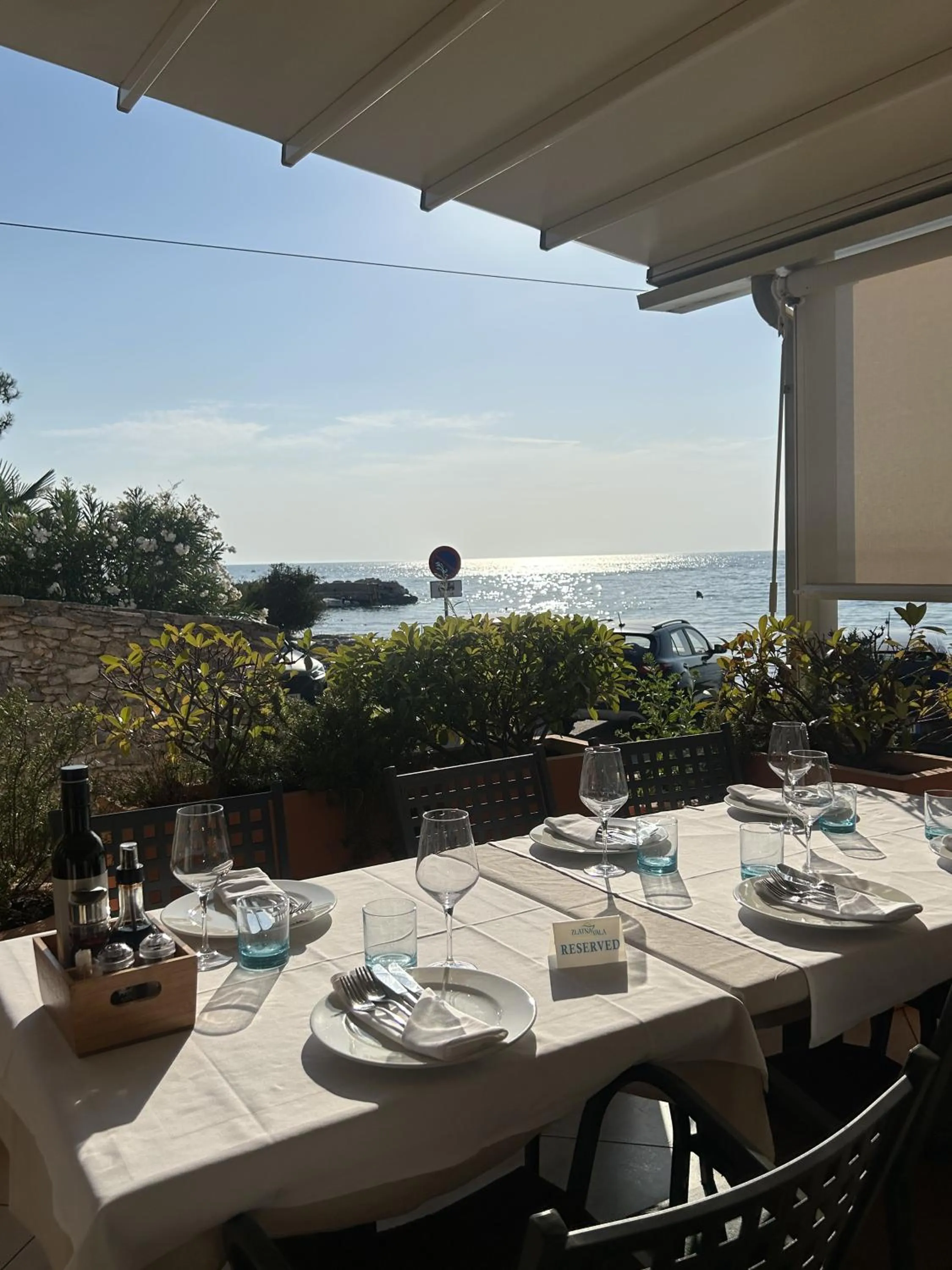 Restaurant/places to eat in Hotel Zlatna Vala