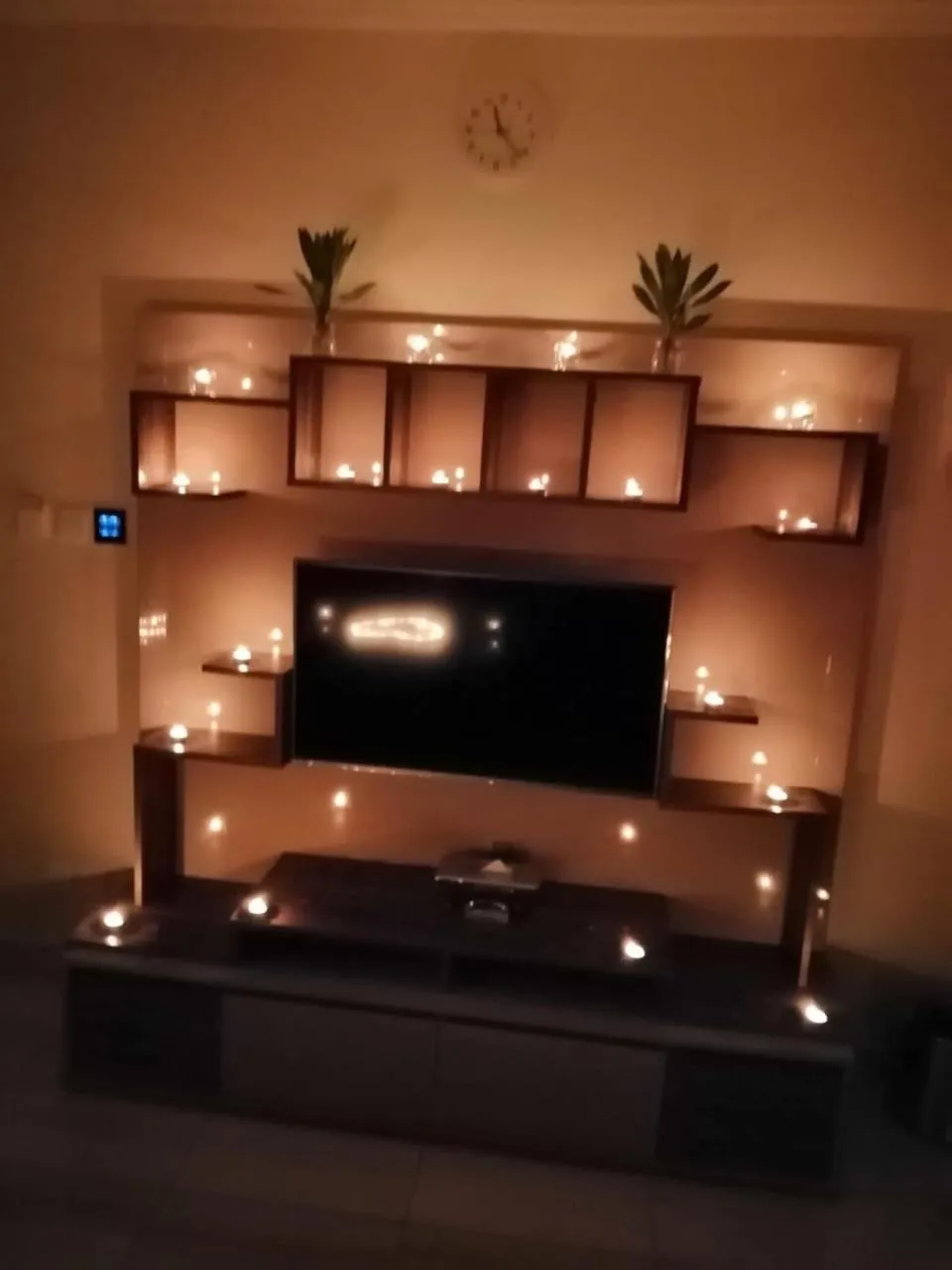 TV and multimedia in Swiss Blue serviced Apartments- Al Zahra