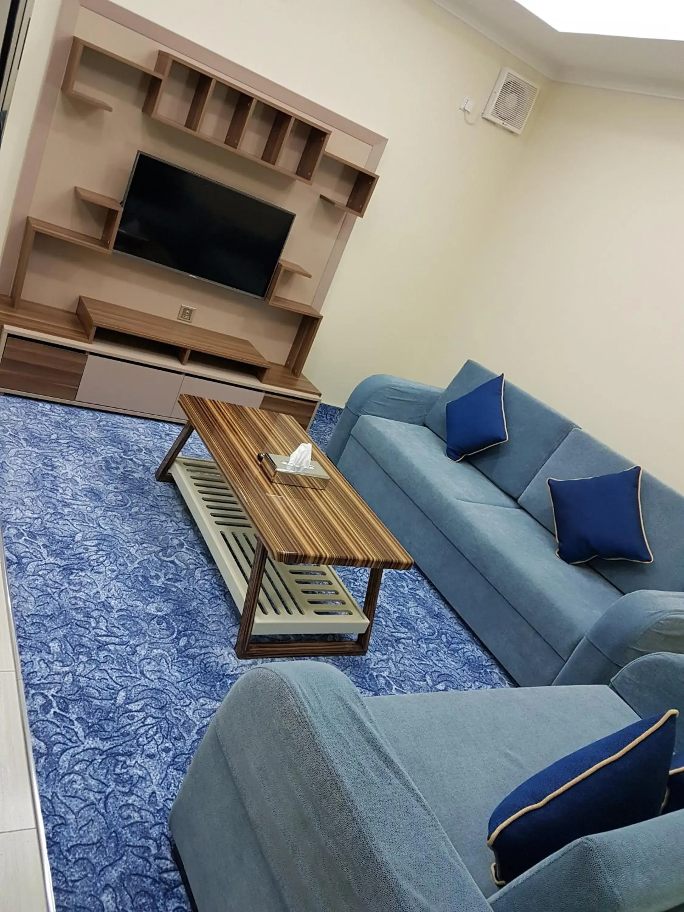 One-Bedroom Deluxe Apartment in SwissBlue Serviced Apartments Alzahraa One-Bedroom Deluxe Apartment in SwissBlue Serviced Apartments Alzahraa