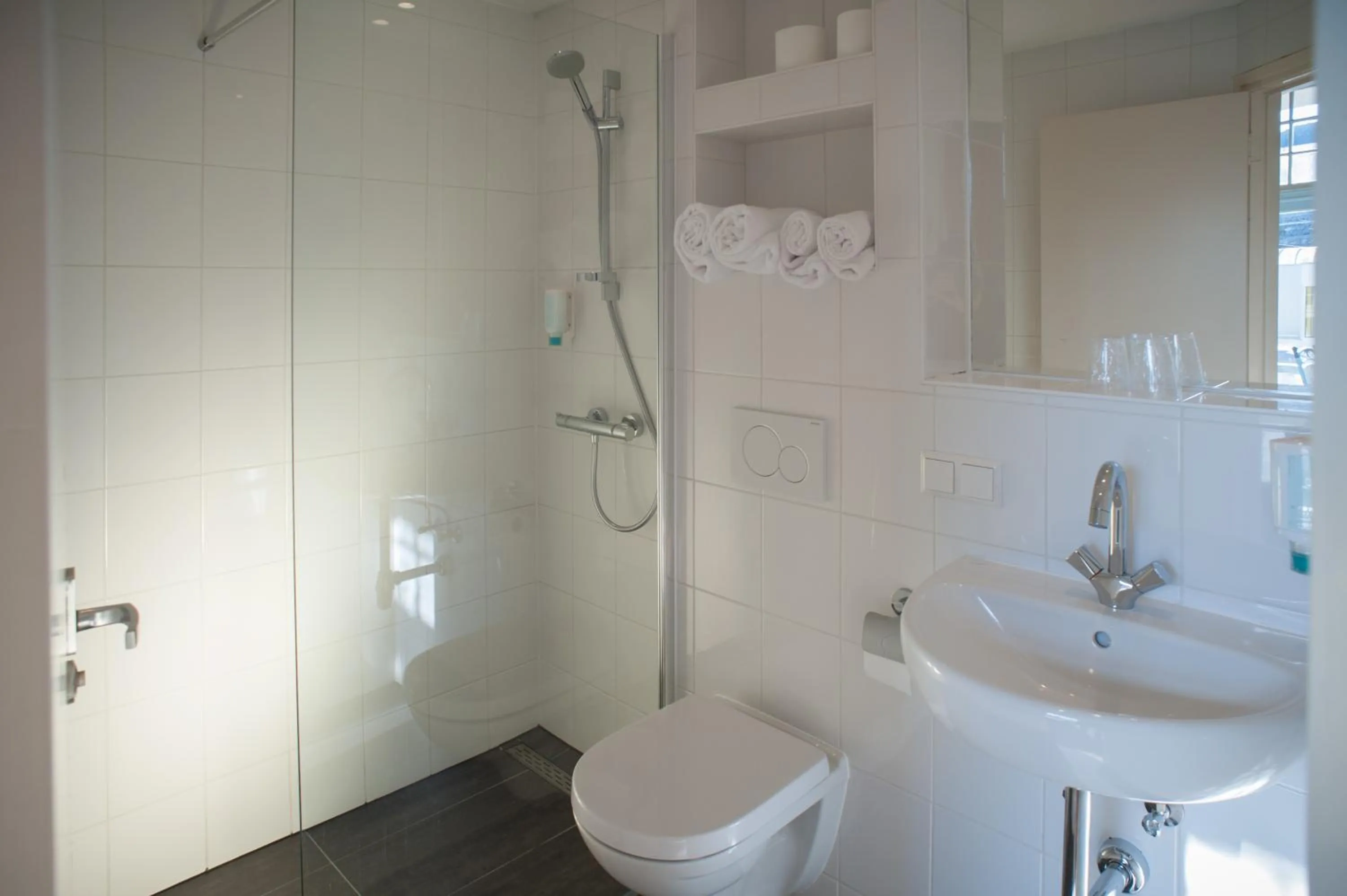 Bathroom in Hotel Grand Cafe Deight